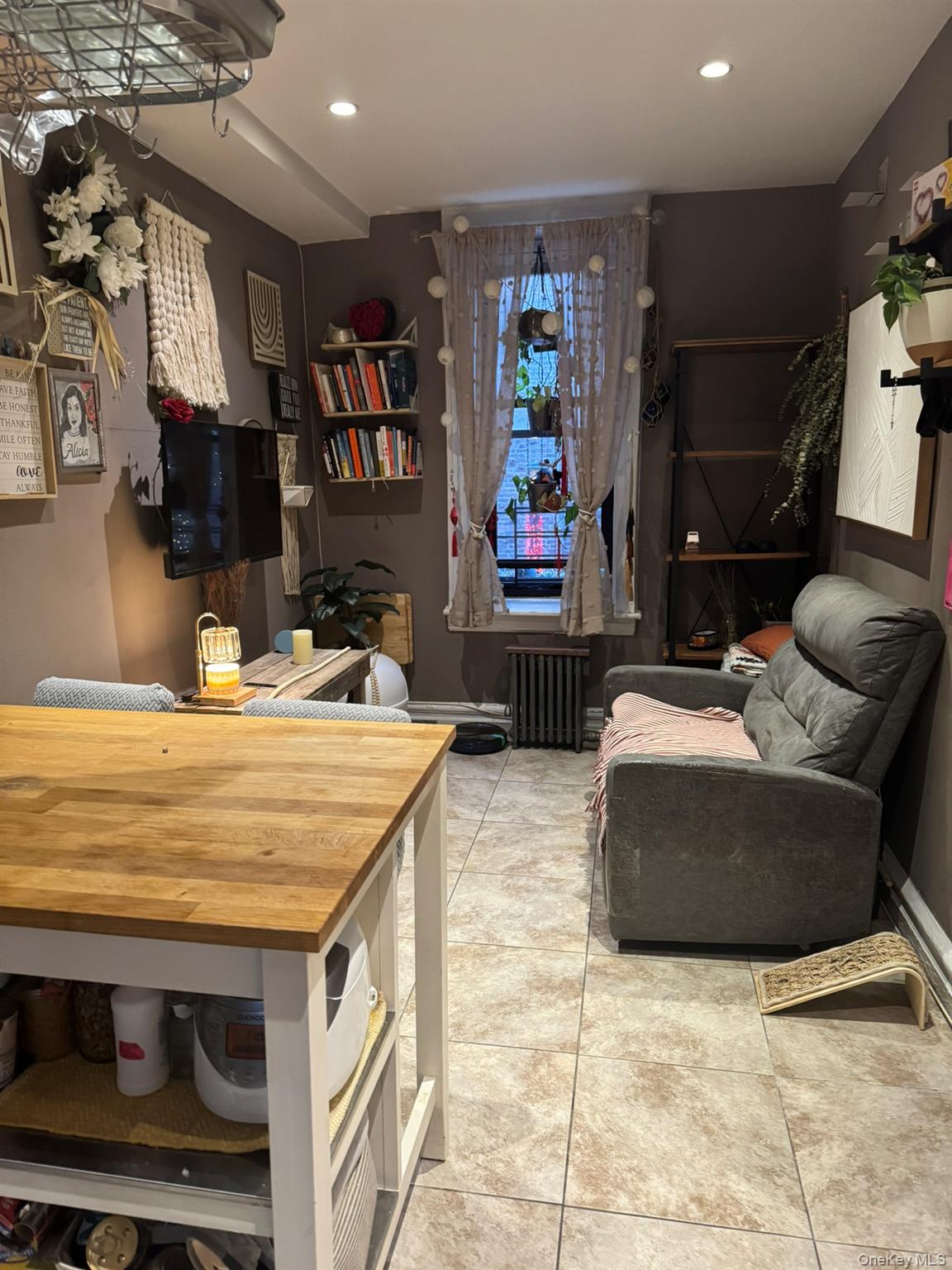 #7 photo, 83-19 116th Street, Kew Gardens , NY 11415