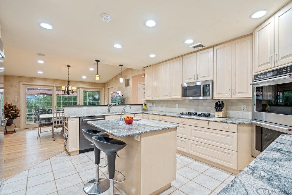 #7 photo, 12 Chester Drive, Нассау ‖ Great Neck , NY 11021