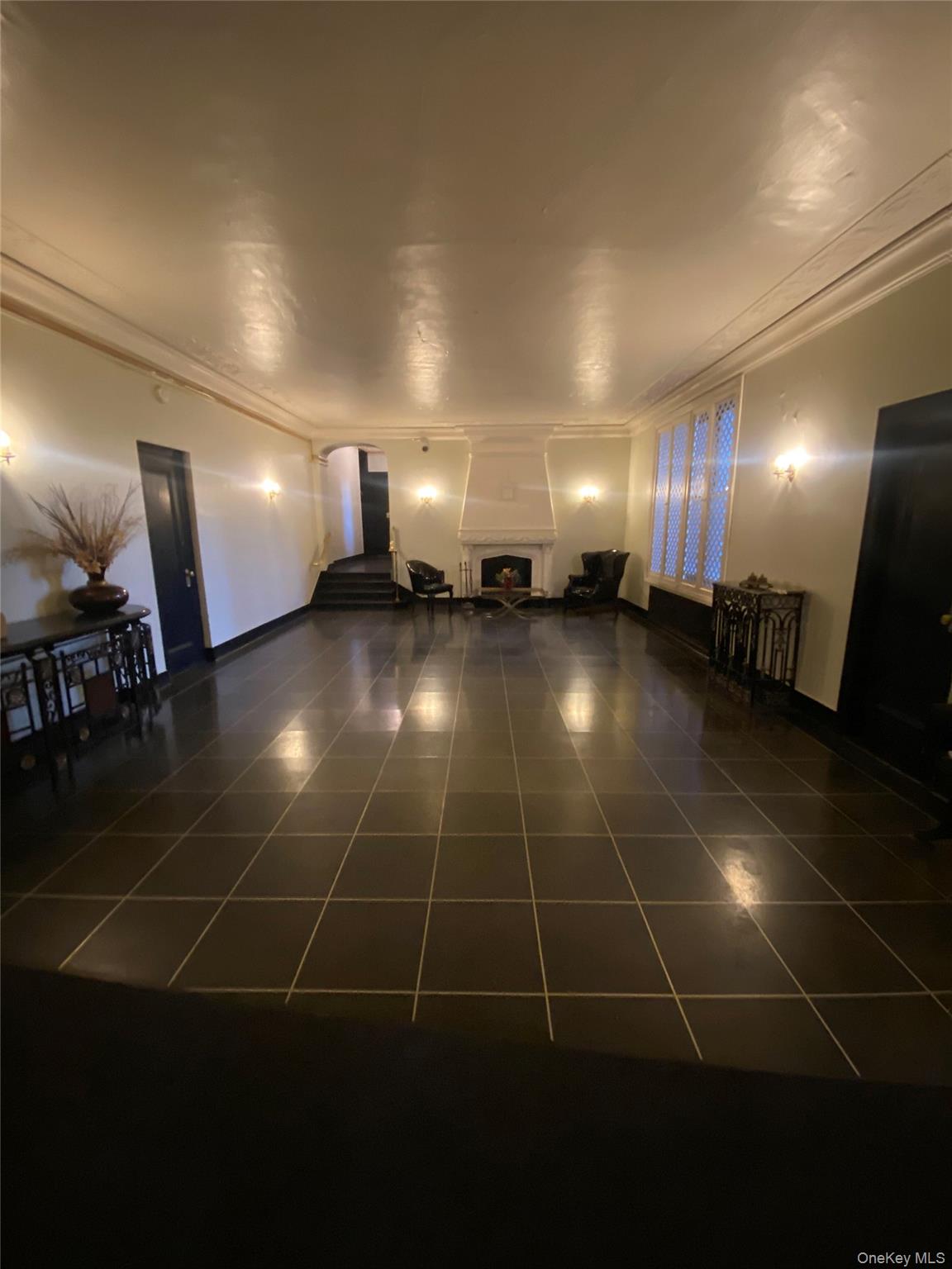 #3 photo, 141 Wyckoff Place, Woodmere , NY 11598