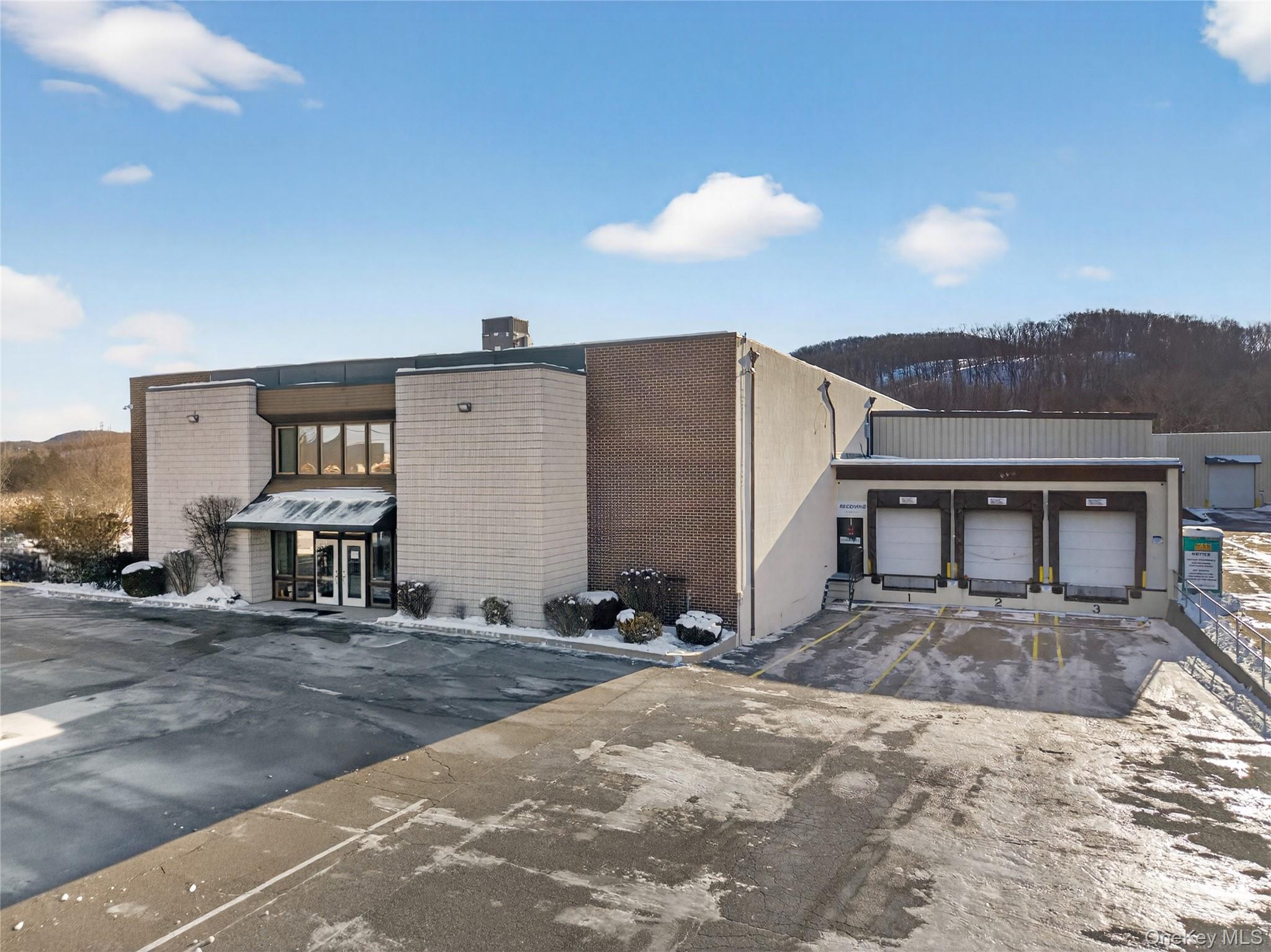 #1 photo, 173 Black Meadow Road, Chester , NY 10918