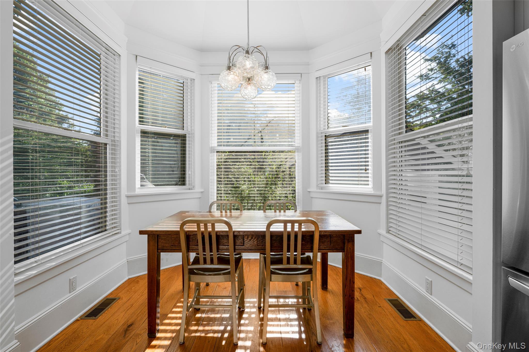 #13 photo, 5 Gerlach Place, Larchmont , NY 10538