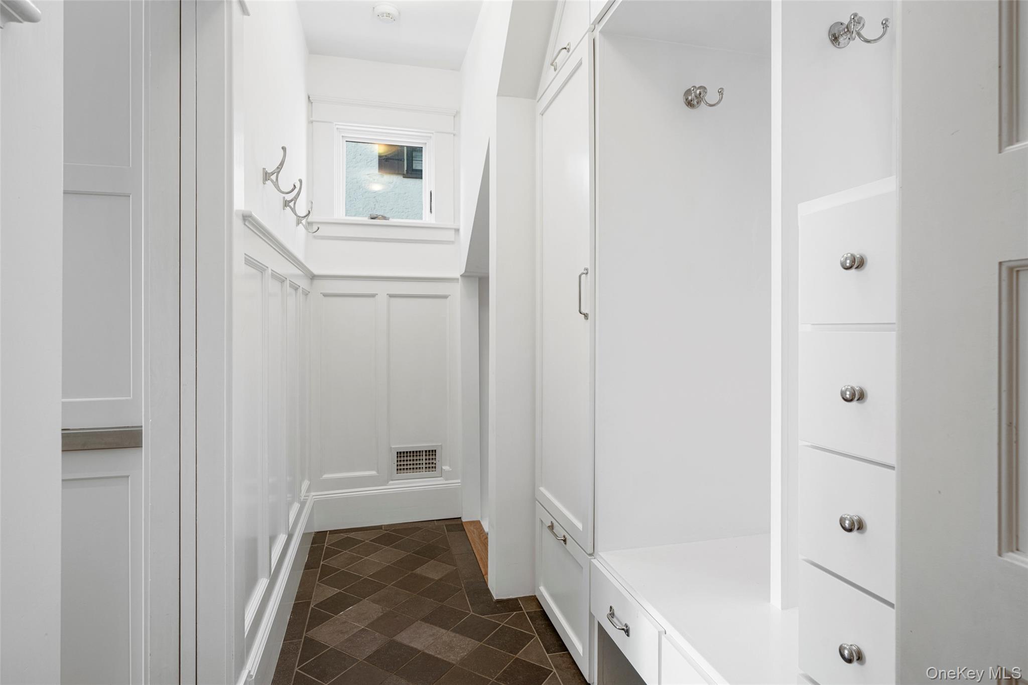 #14 photo, 5 Gerlach Place, Larchmont , NY 10538