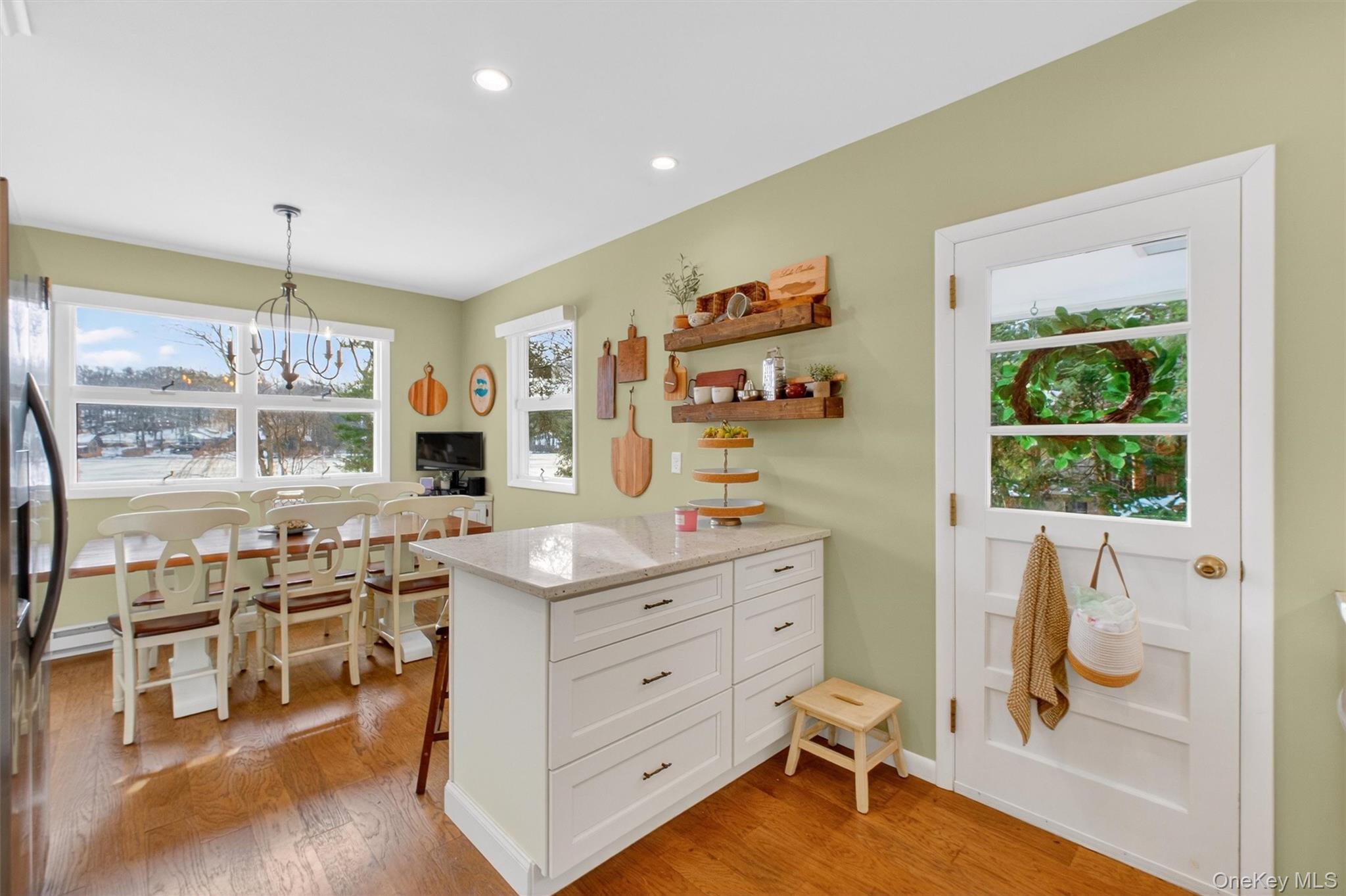 #19 photo, 34 Twin Lakes Road, South Salem , NY 10590