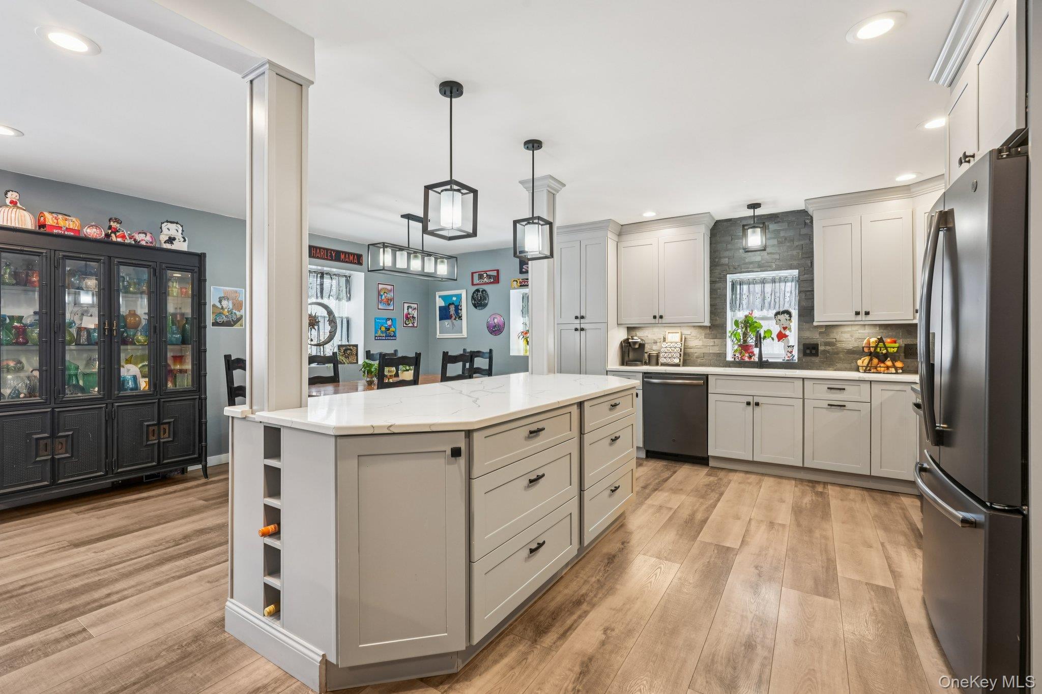 #11 photo, 184 Quaker Street, 뉴욕주 Wallkill , NY 12589