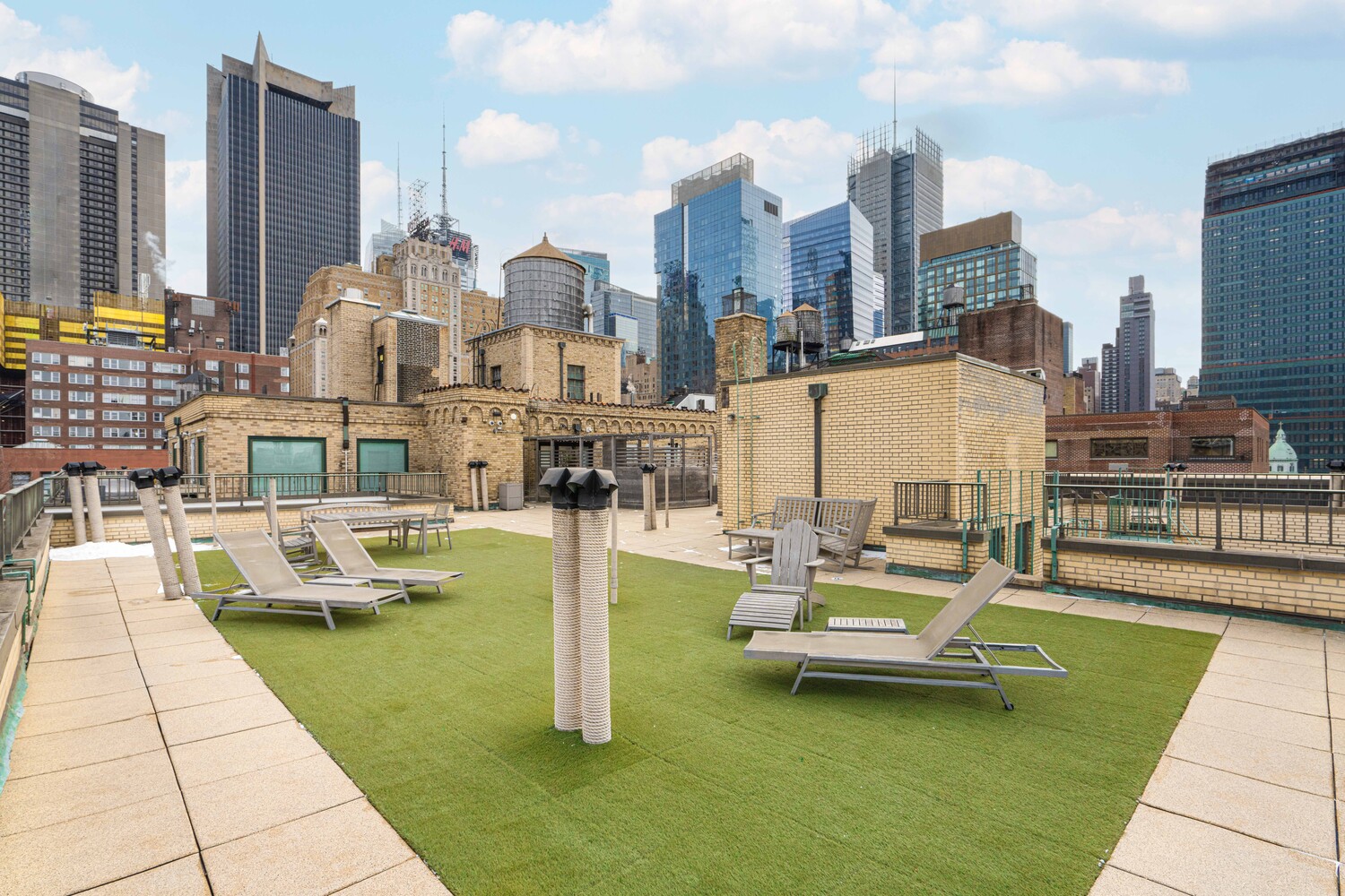 #10 photo, 325 W 45TH Street, Манхэттен ‖ Hell's Kitchen , NY 10036