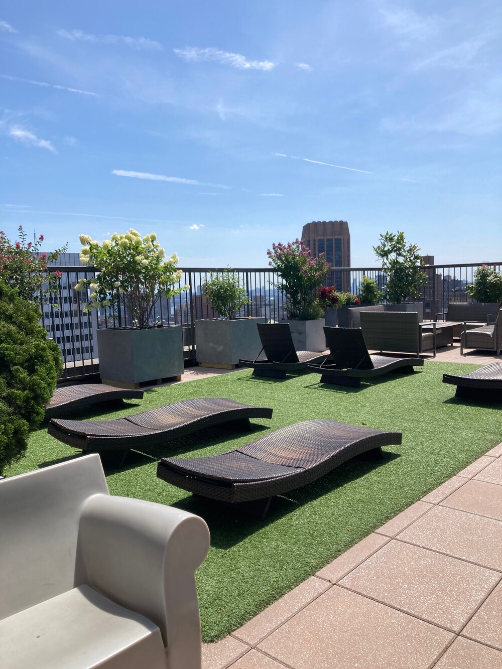 #13 photo, 445 5TH Avenue, Midtown , NY 10016