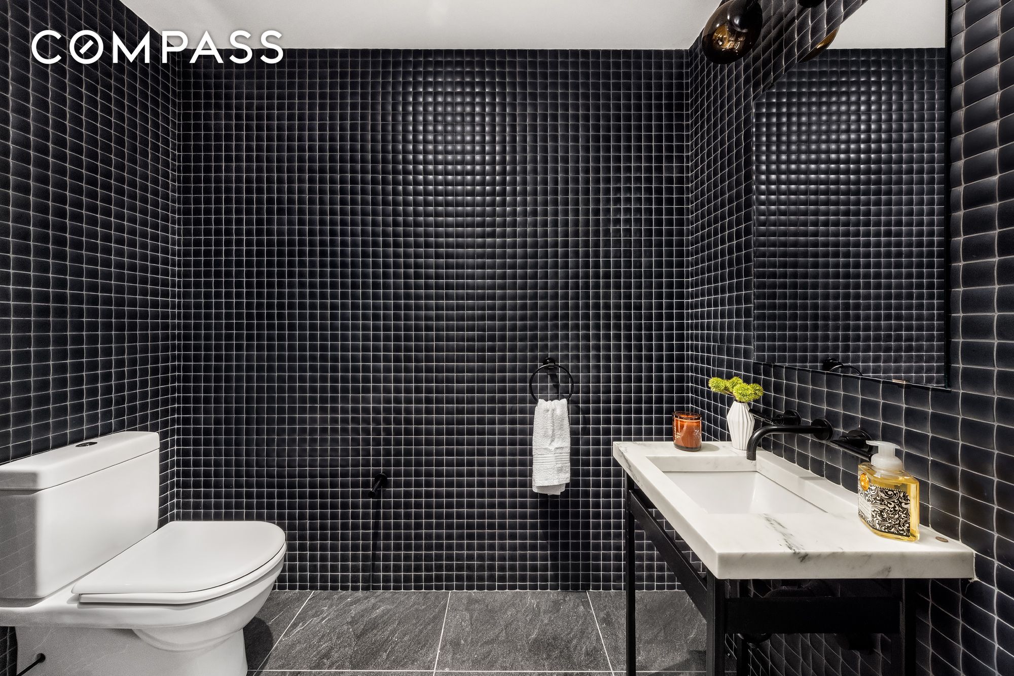 #19 photo, 55 W 17th Street, Flatiron , NY 10011