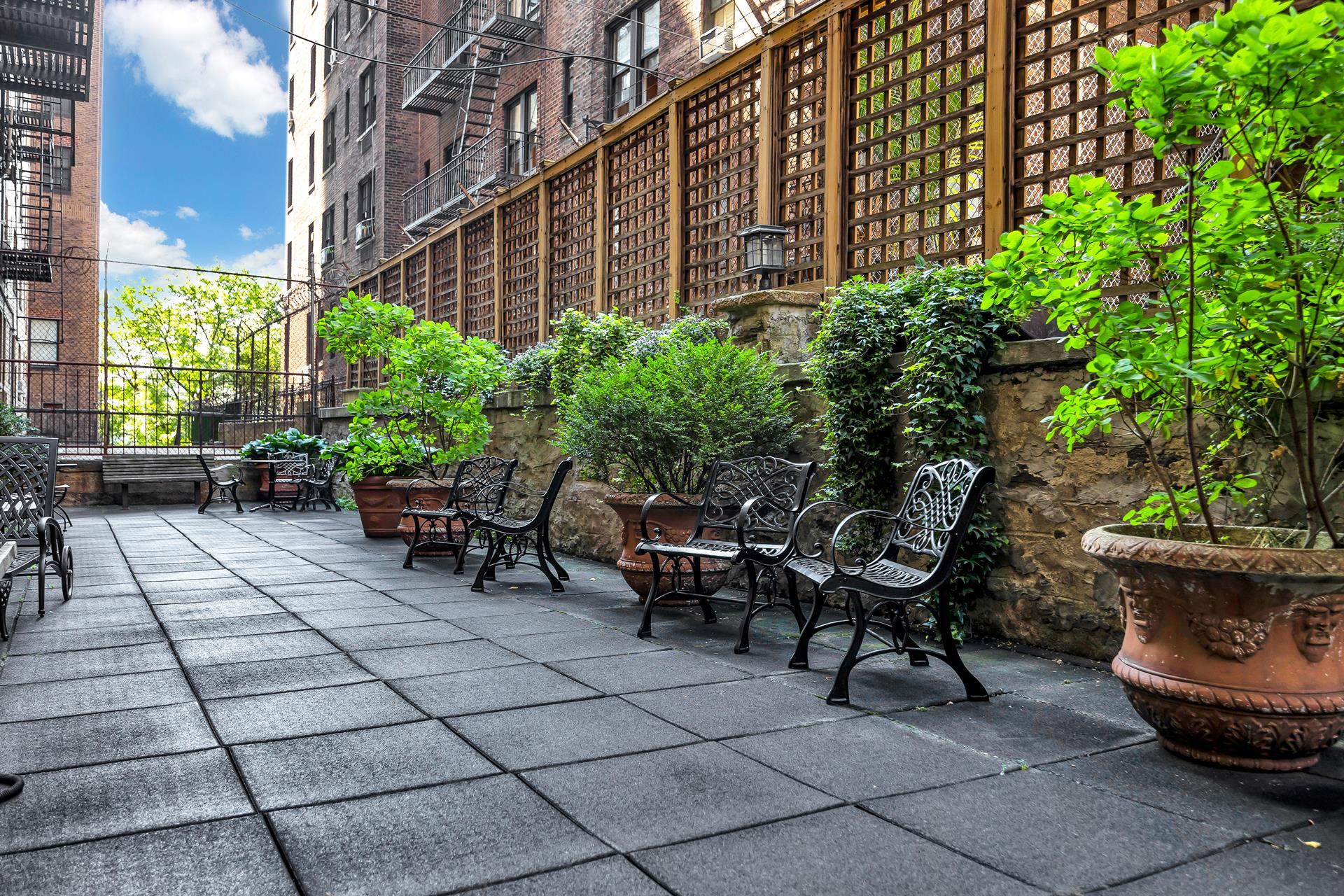 #13 photo, 424 E 52ND Street, 曼哈頓 中城东区 Beekman , NY 10022