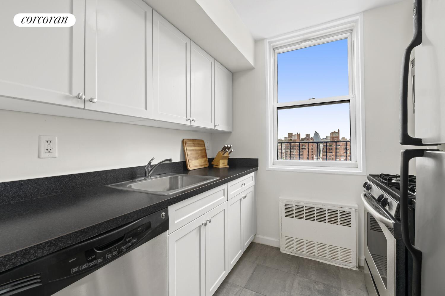 #5 photo, 61 JANE Street, West Village , NY 10014