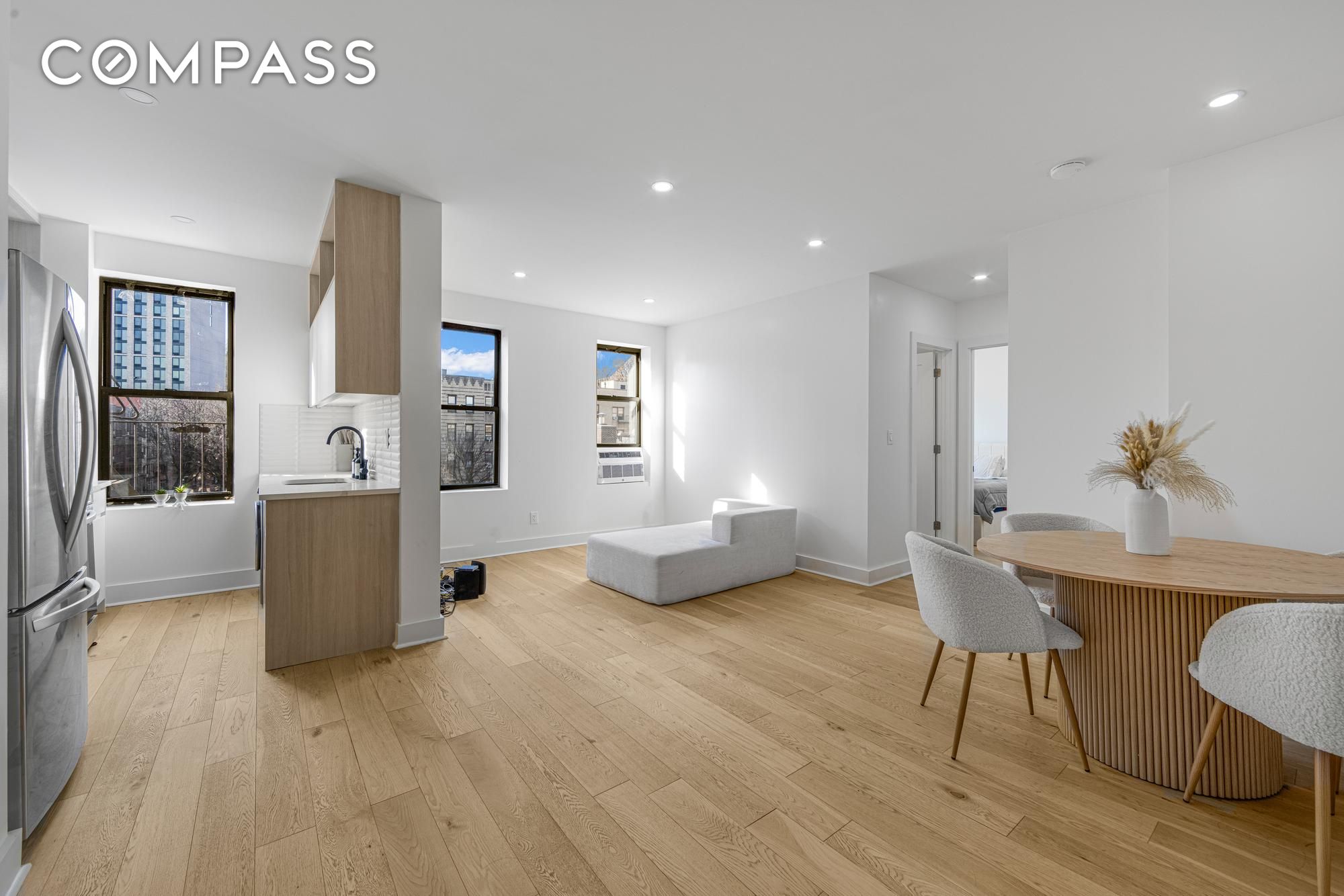 #4 photo, 78 Thayer Street, Washington Heights , NY 10040