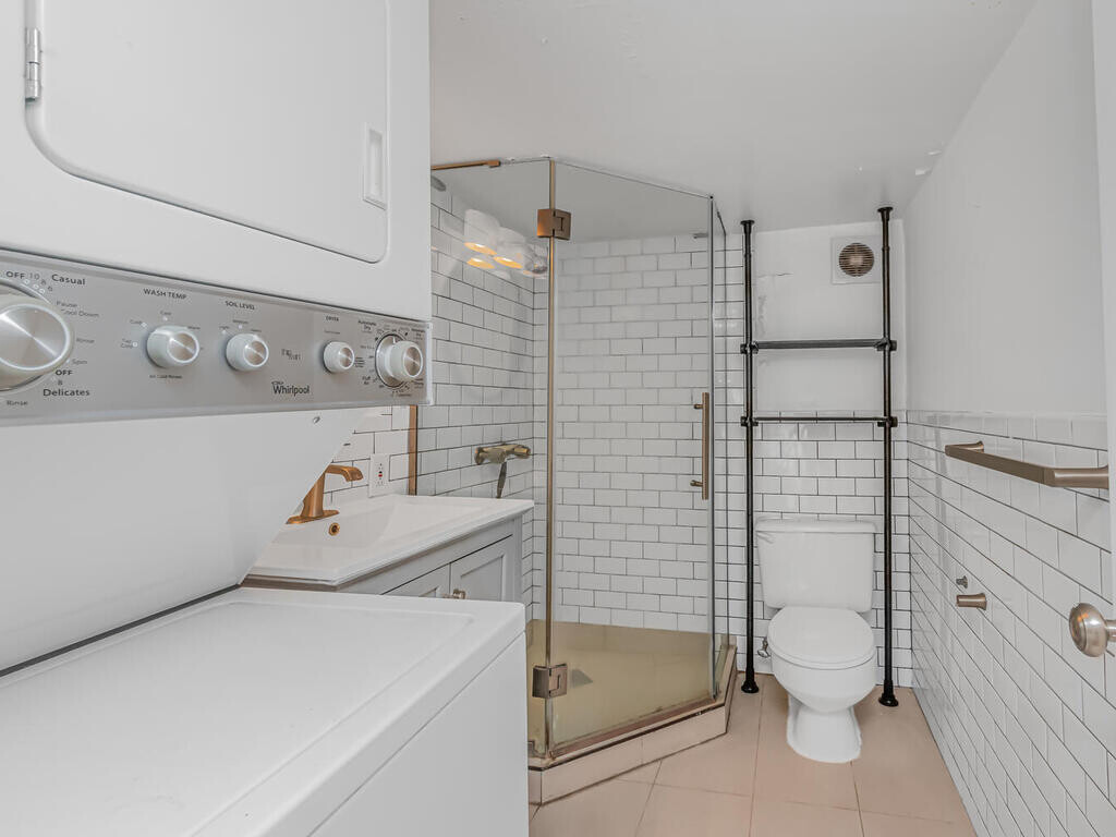 #9 photo, 305 E 108TH Street, East Harlem , NY 10029