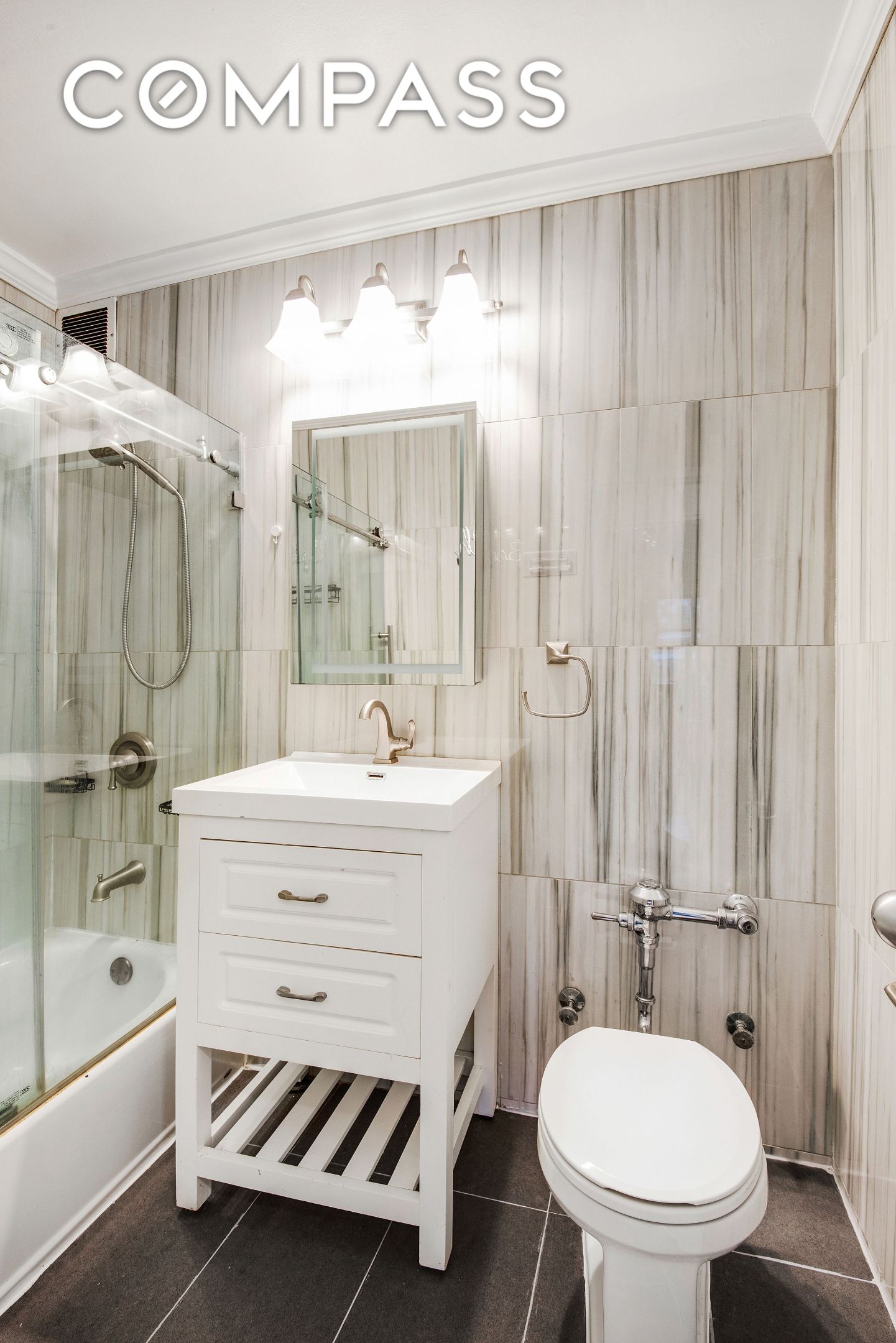 #9 photo, 57-10 Junction Boulevard, Elmhurst , NY 11373