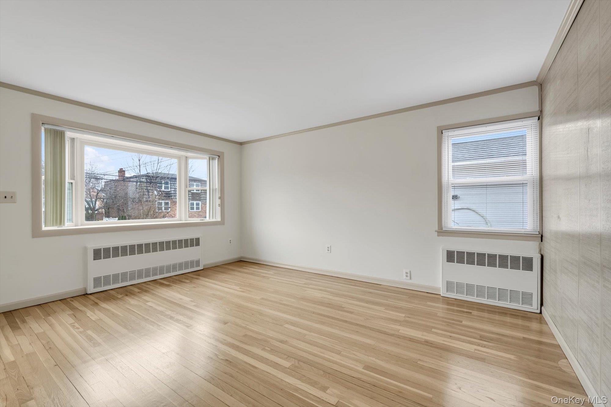 #2 photo, 9 Graywood Road, Port Washington , NY 11050