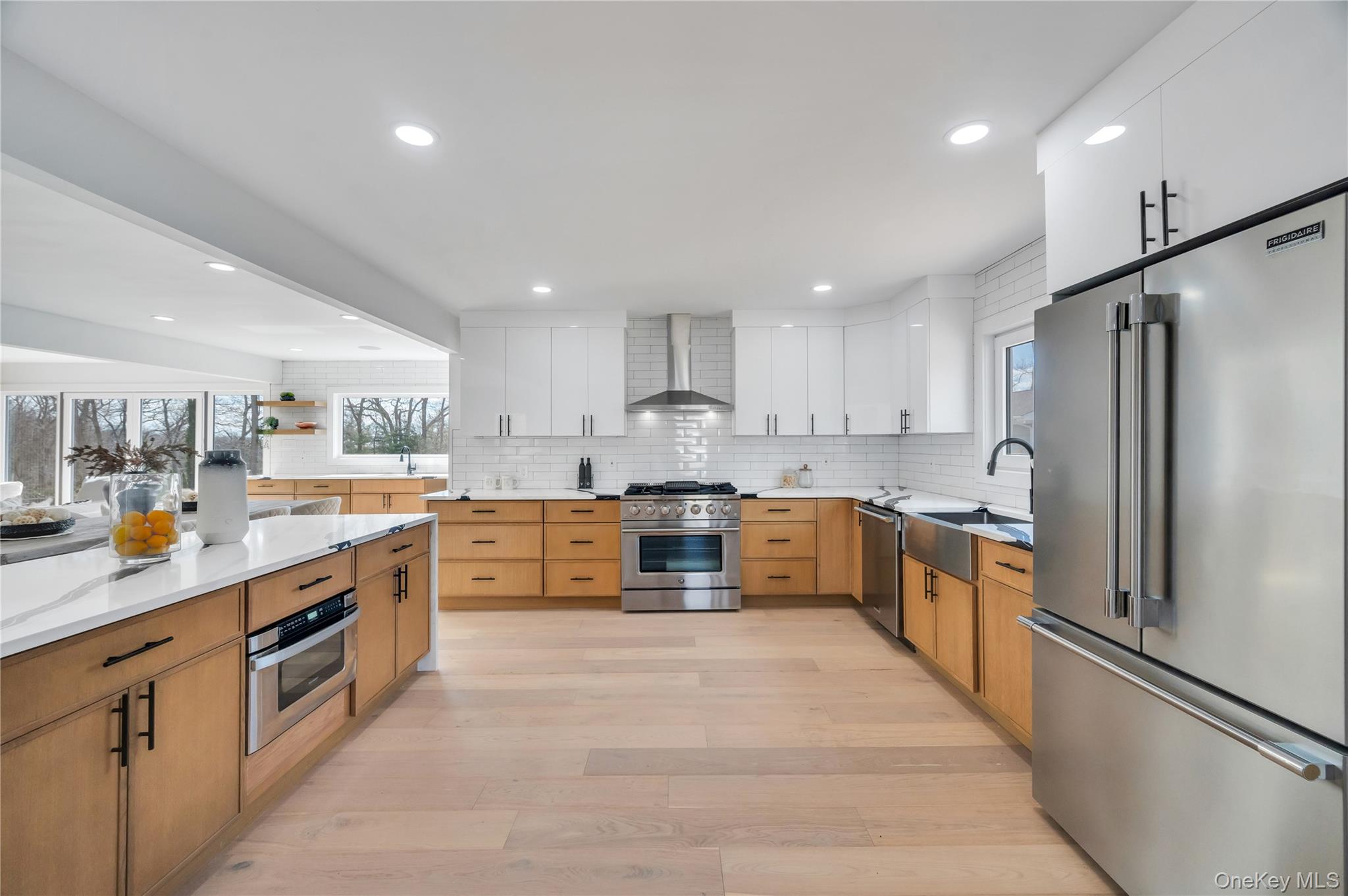 #6 photo, 118 Ryder Avenue, Dix Hills , NY 11746