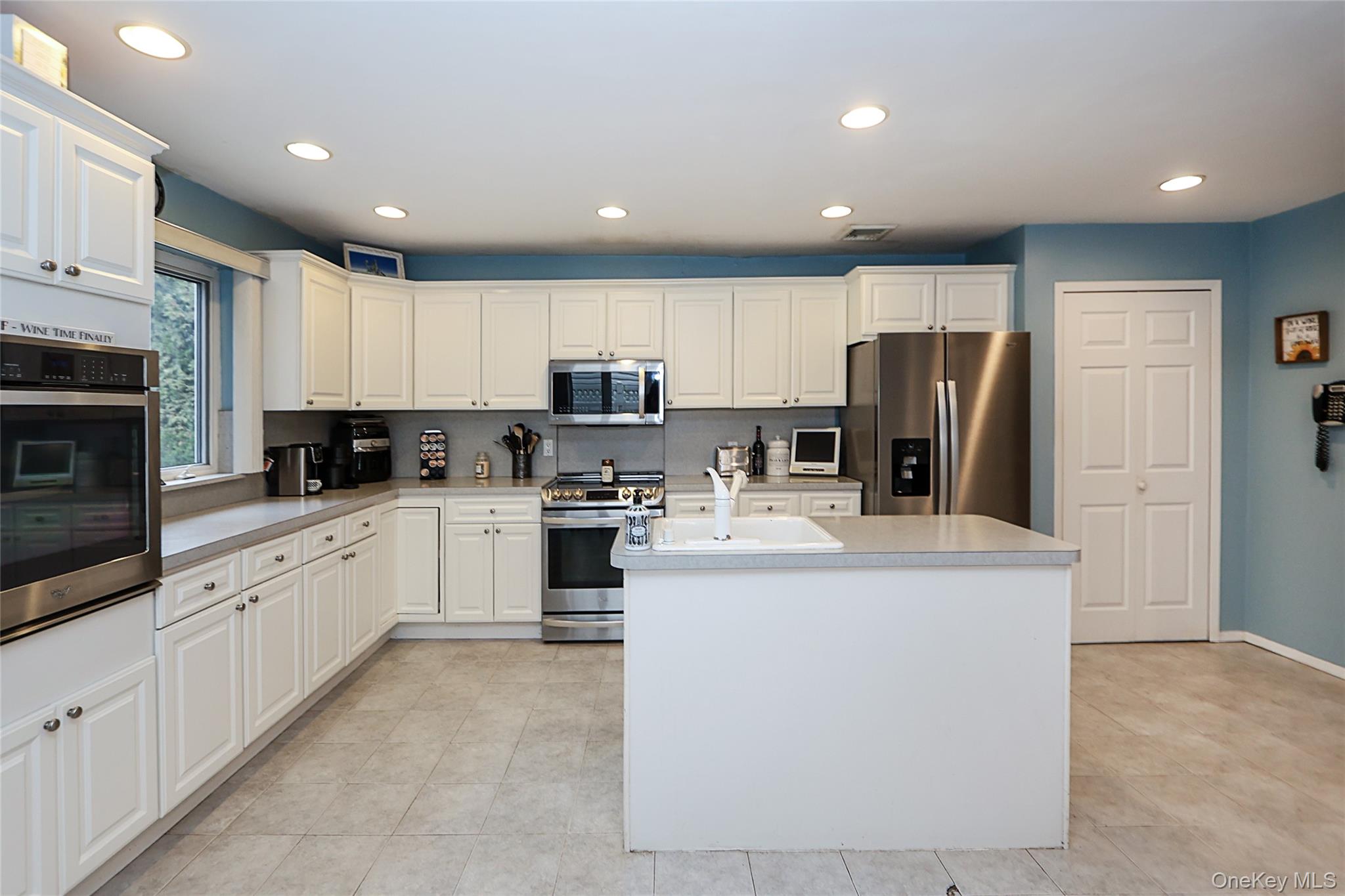 #13 photo, 1817 Gardenia Avenue, North Merrick , NY 11566