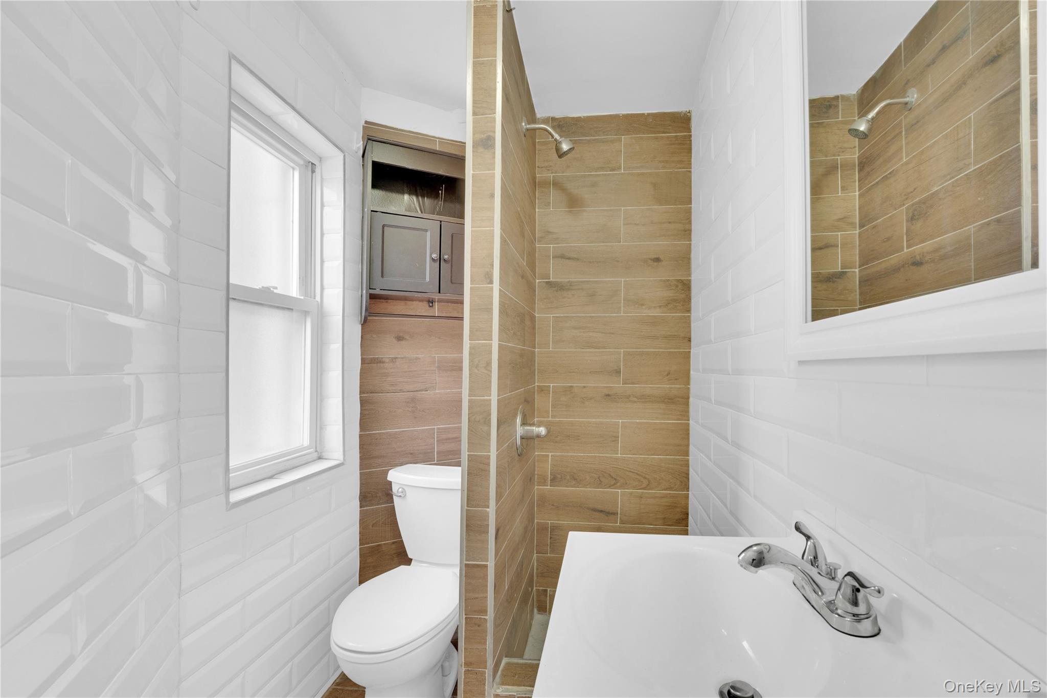 #5 photo, 3338 Fort Independence Street, 布朗士 Bronx , NY 10463