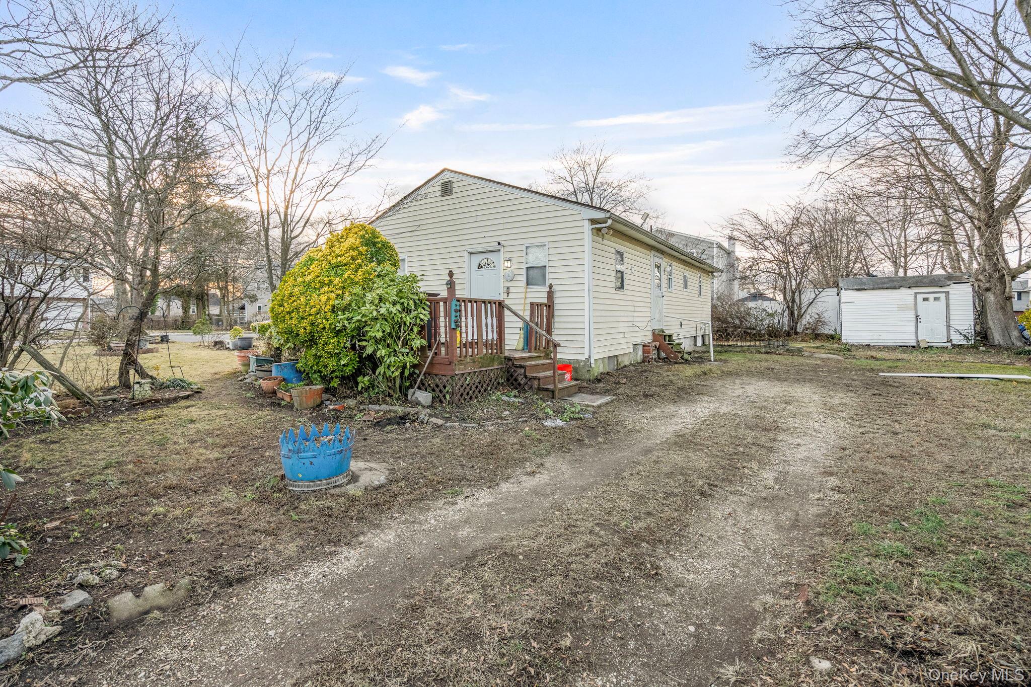 #6 photo, 79 Centerwood Street, West Babylon , NY 11704