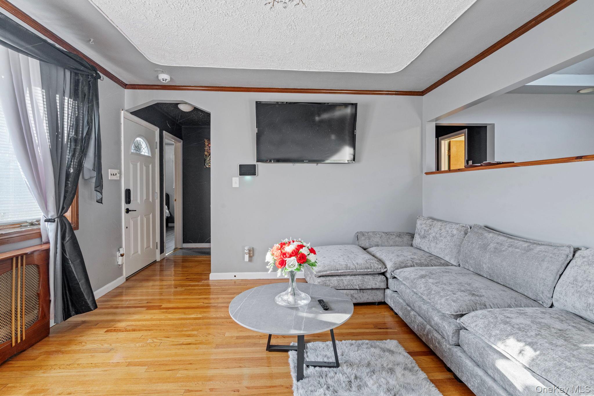 #8 photo, 79 Centerwood Street, West Babylon , NY 11704