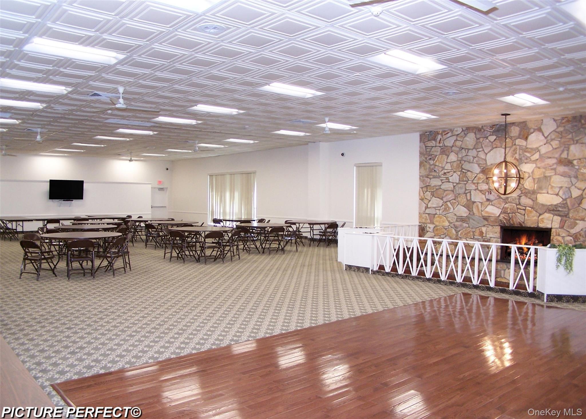 #3 photo, 89 Artist Lake Drive, Middle Island , NY 11953