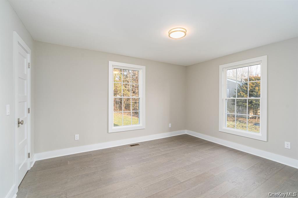 #14 photo, 970 Village Lane, Mattituck , NY 11952