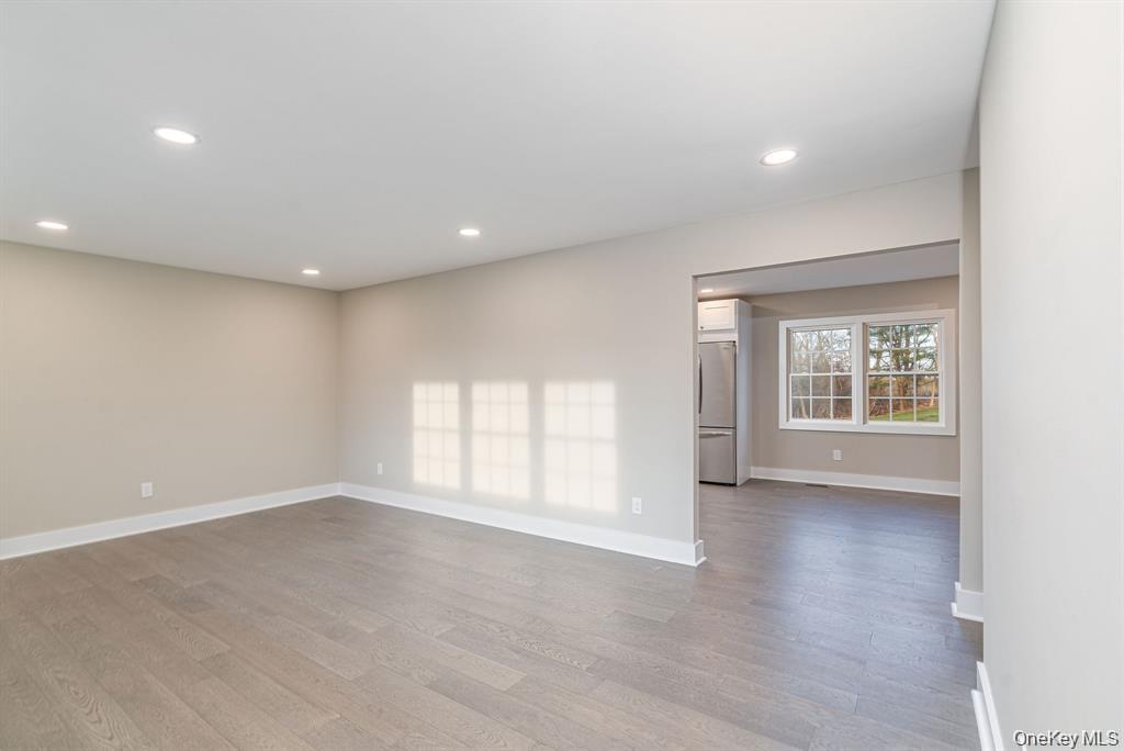 #3 photo, 970 Village Lane, Mattituck , NY 11952