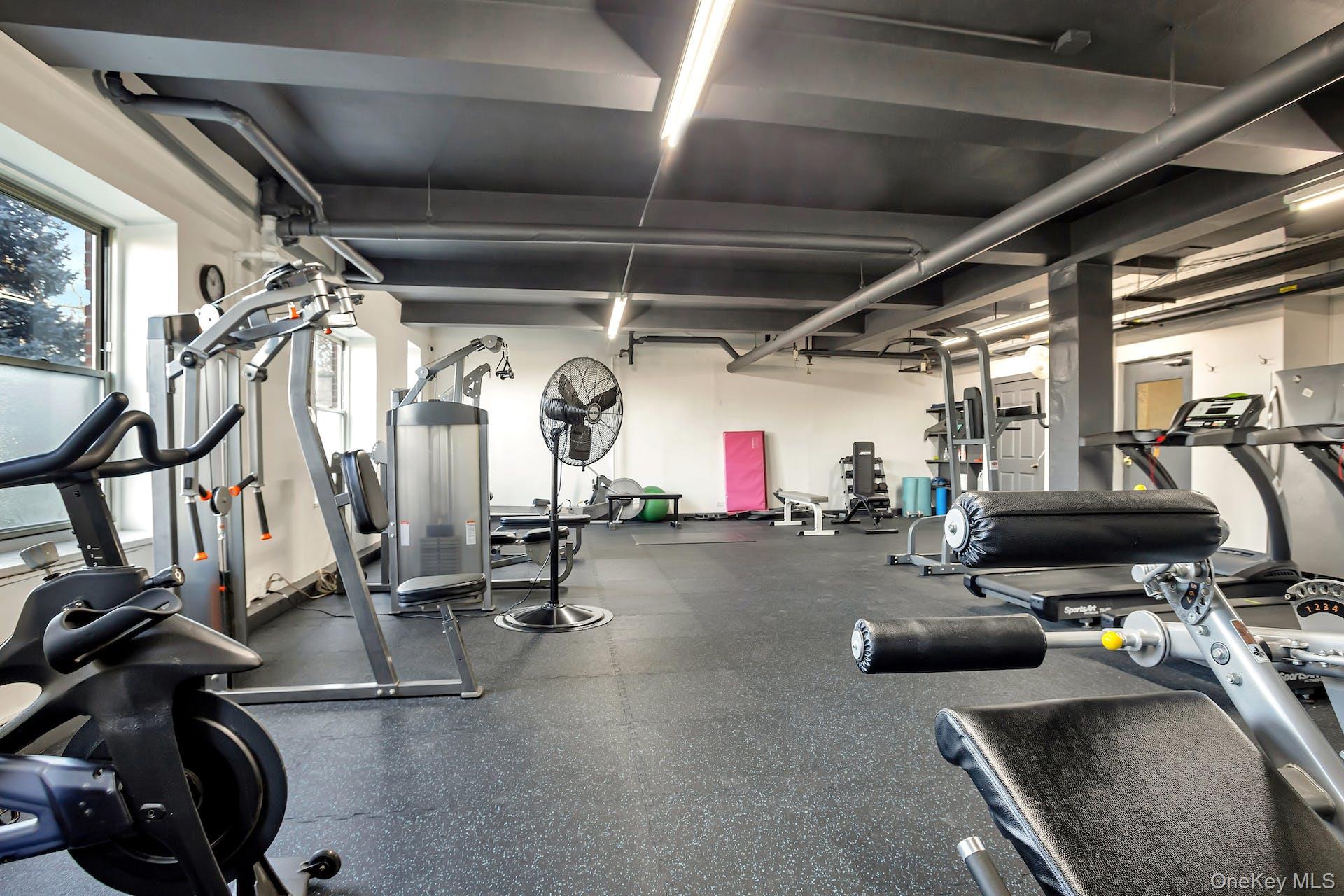 #17 photo, 113-14 72nd Road, Forest Hills , NY 11375