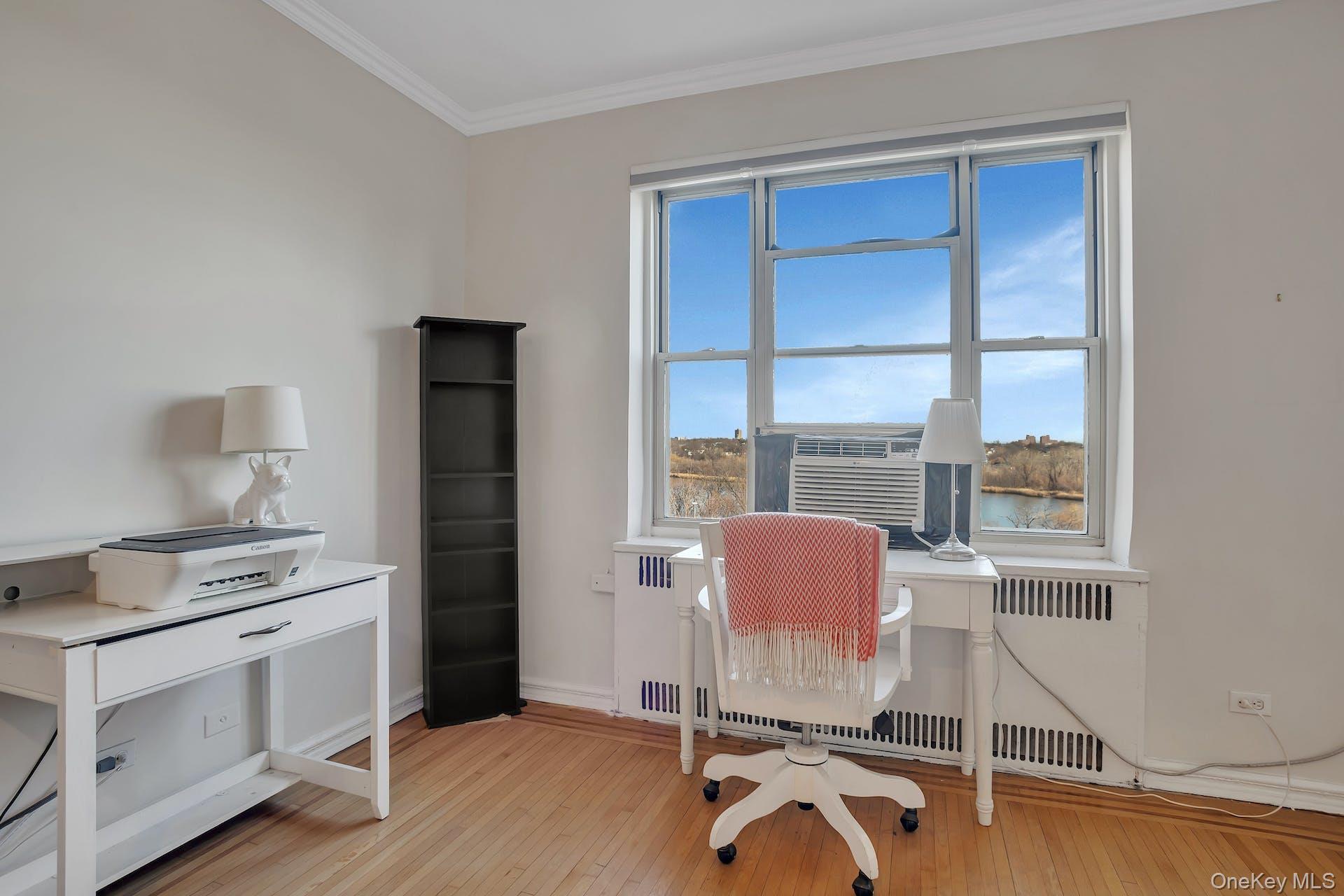 #9 photo, 113-14 72nd Road, Forest Hills , NY 11375