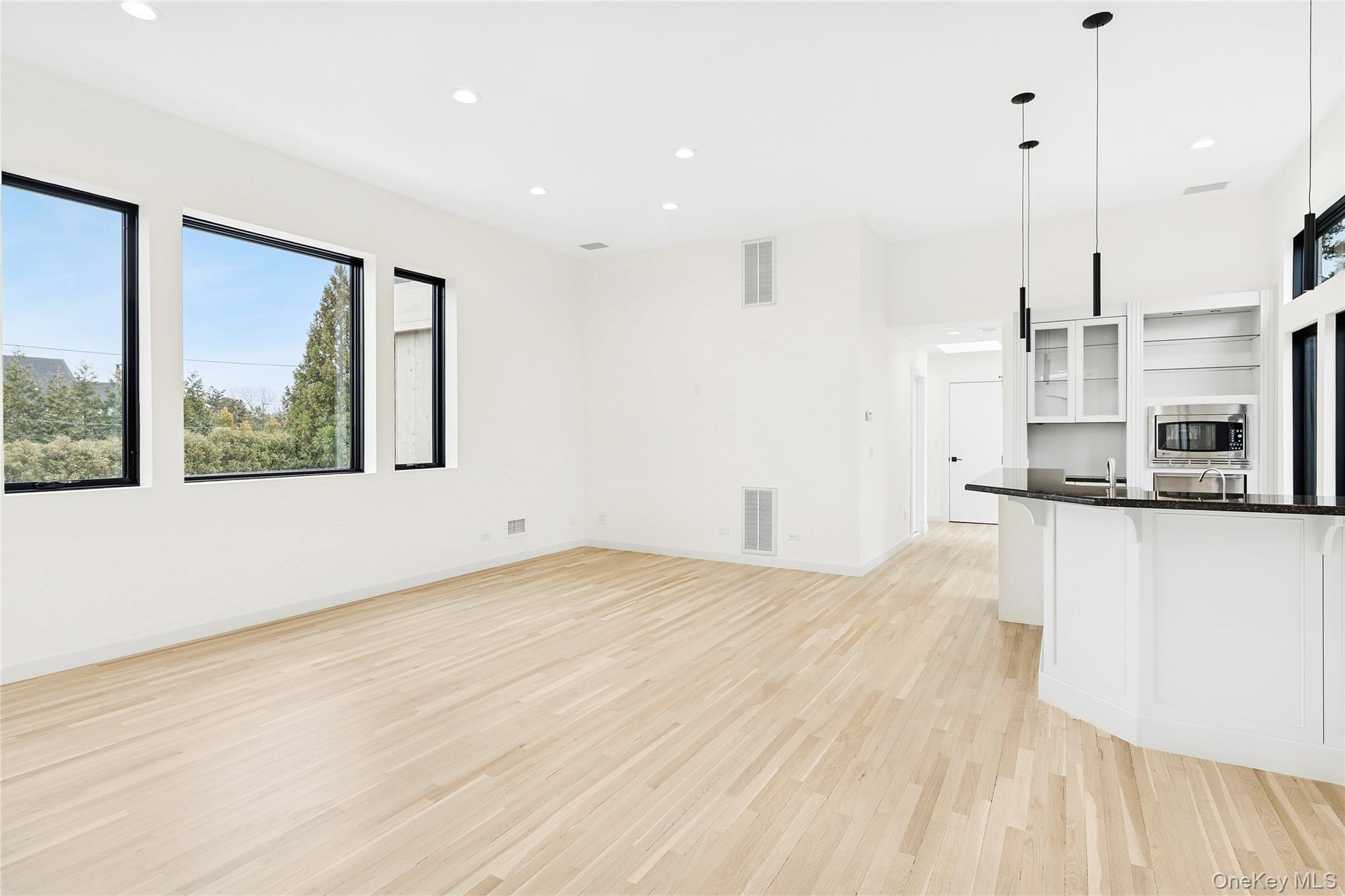 #10 photo, 3 Shore Lane, Westhampton , NY 11977