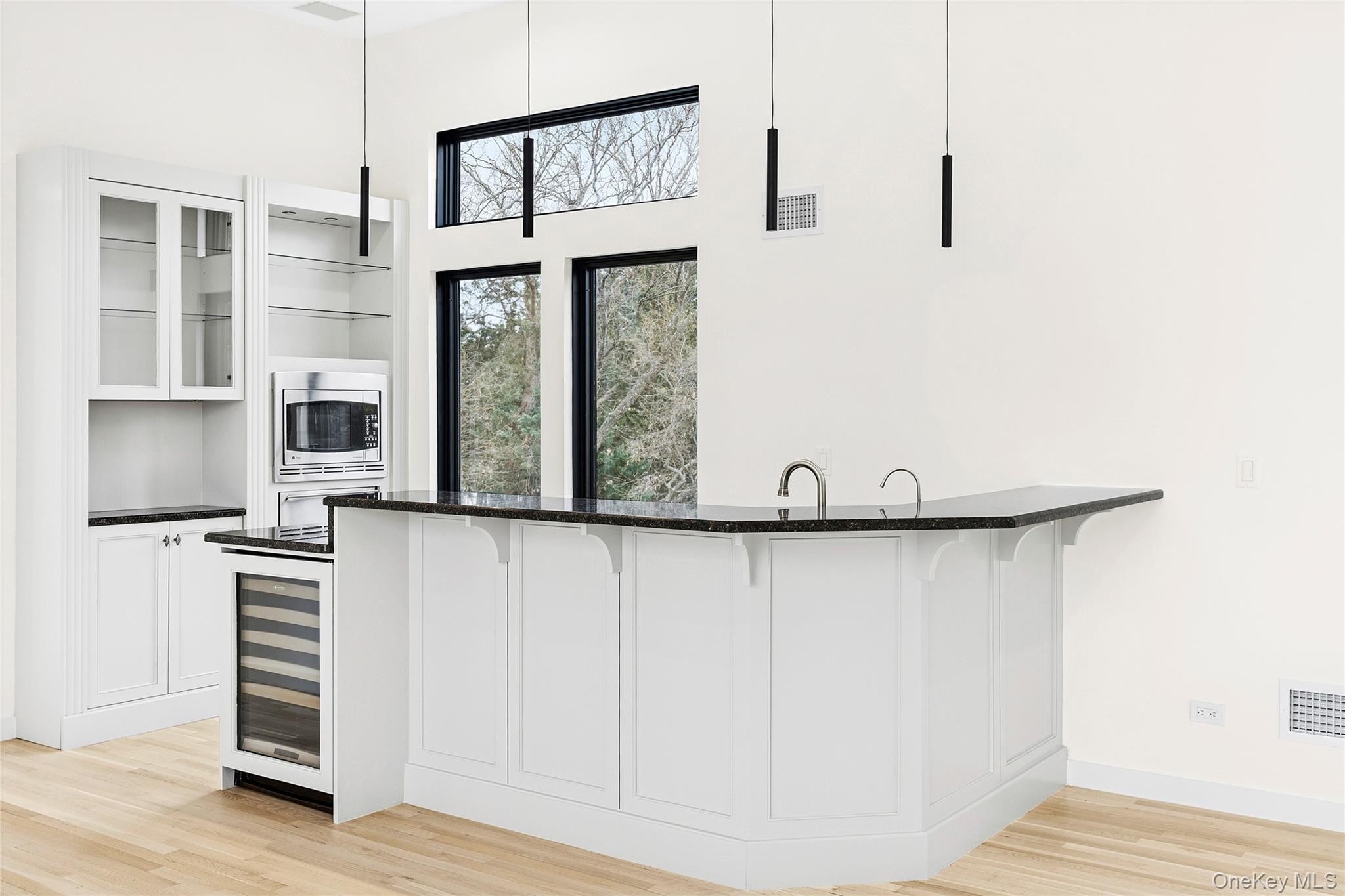 #11 photo, 3 Shore Lane, Westhampton , NY 11977