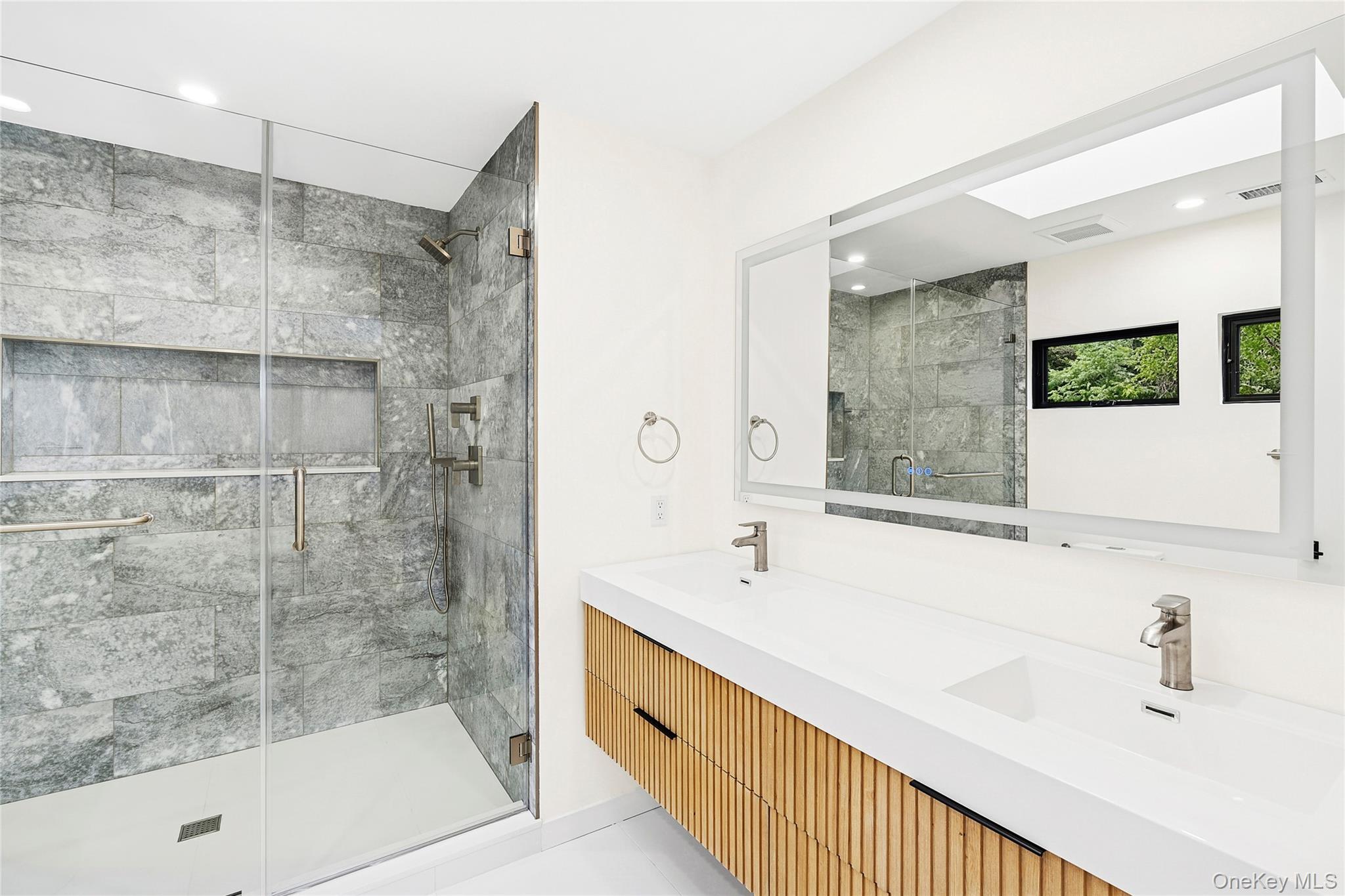 #16 photo, 3 Shore Lane, Westhampton , NY 11977