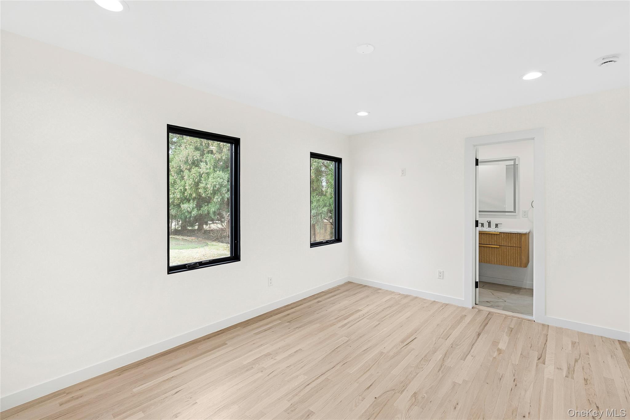 #5 photo, 3 Shore Lane, Westhampton , NY 11977