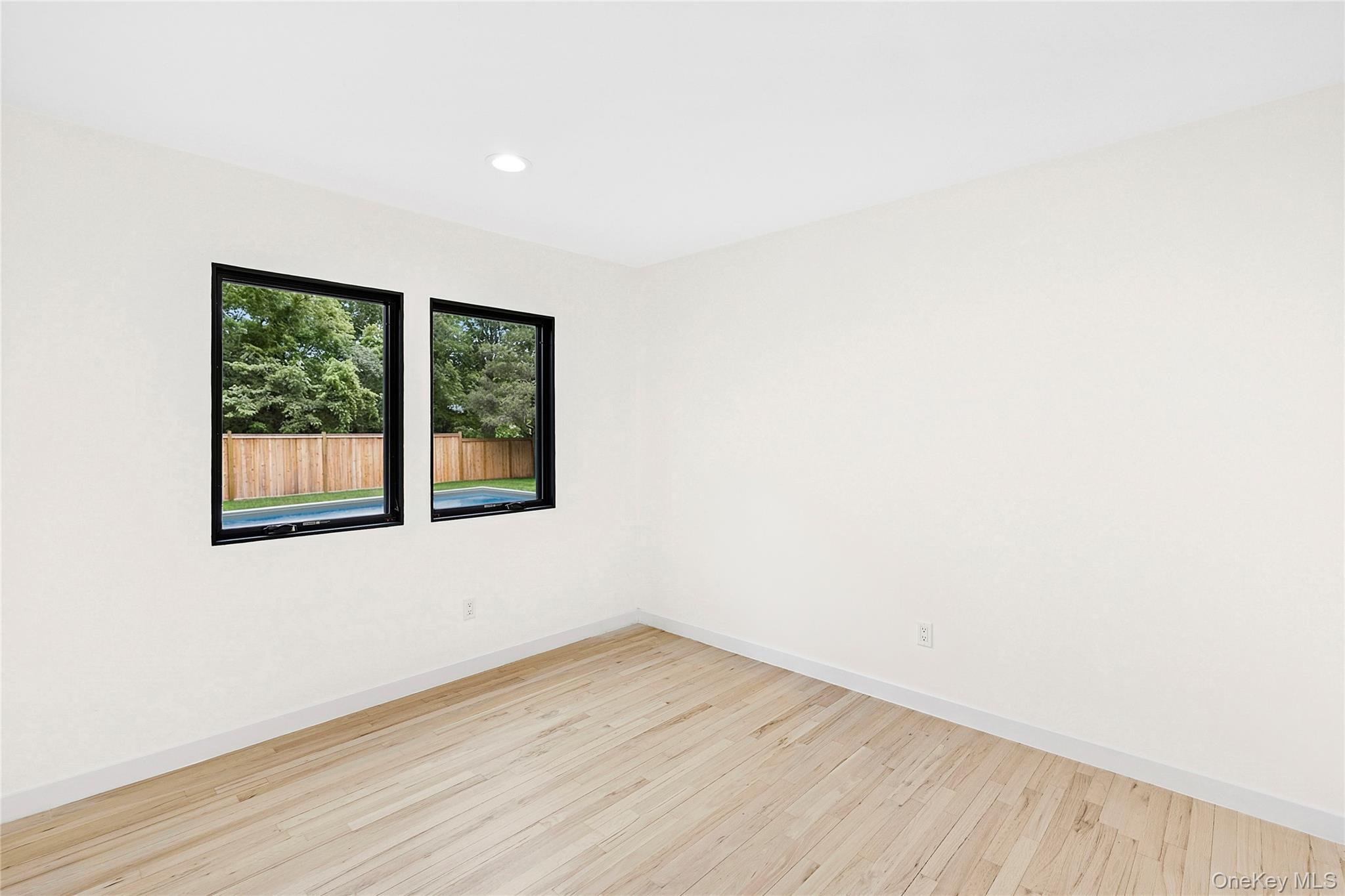 #7 photo, 3 Shore Lane, Westhampton , NY 11977