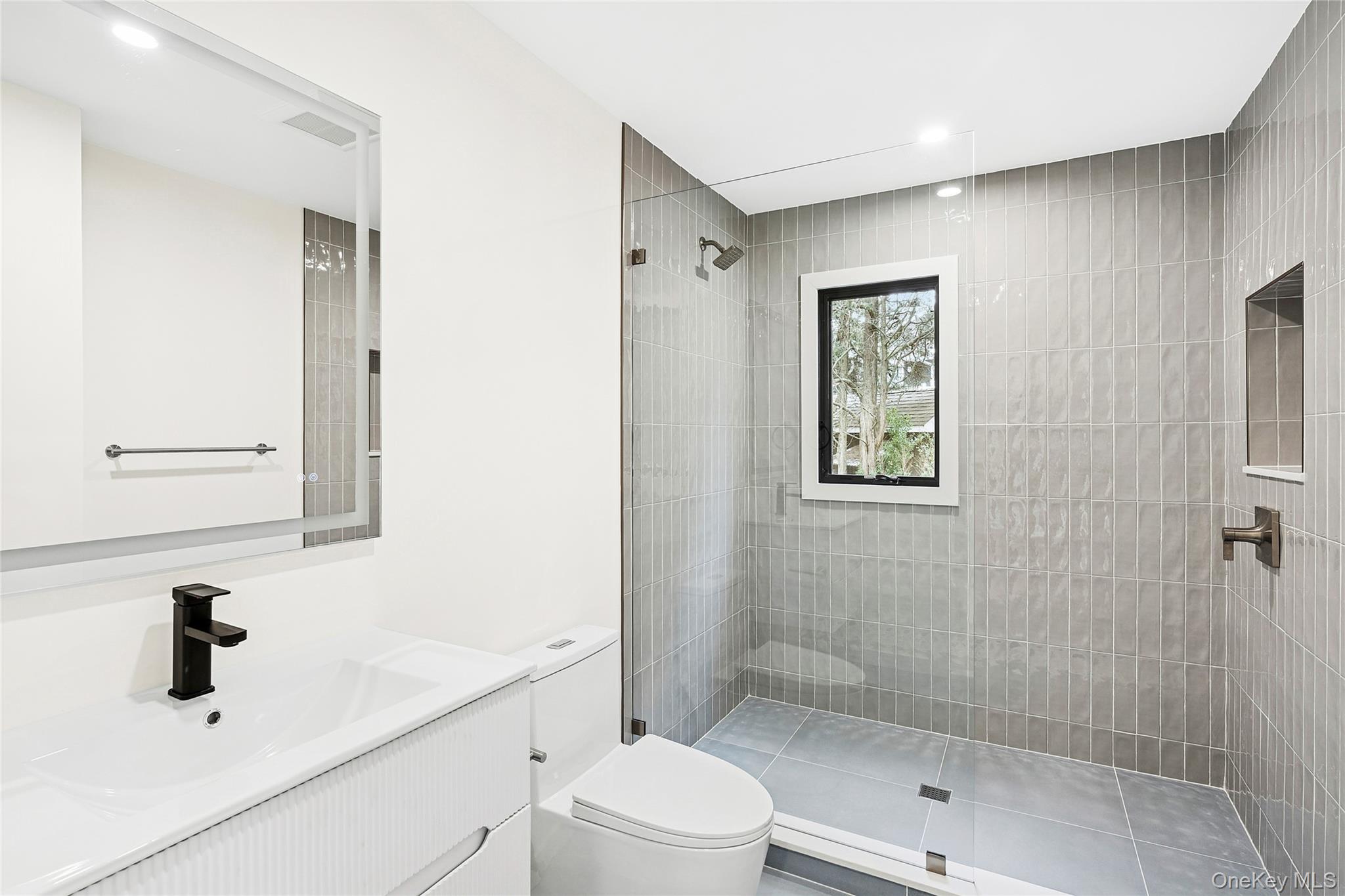 #9 photo, 3 Shore Lane, Westhampton , NY 11977