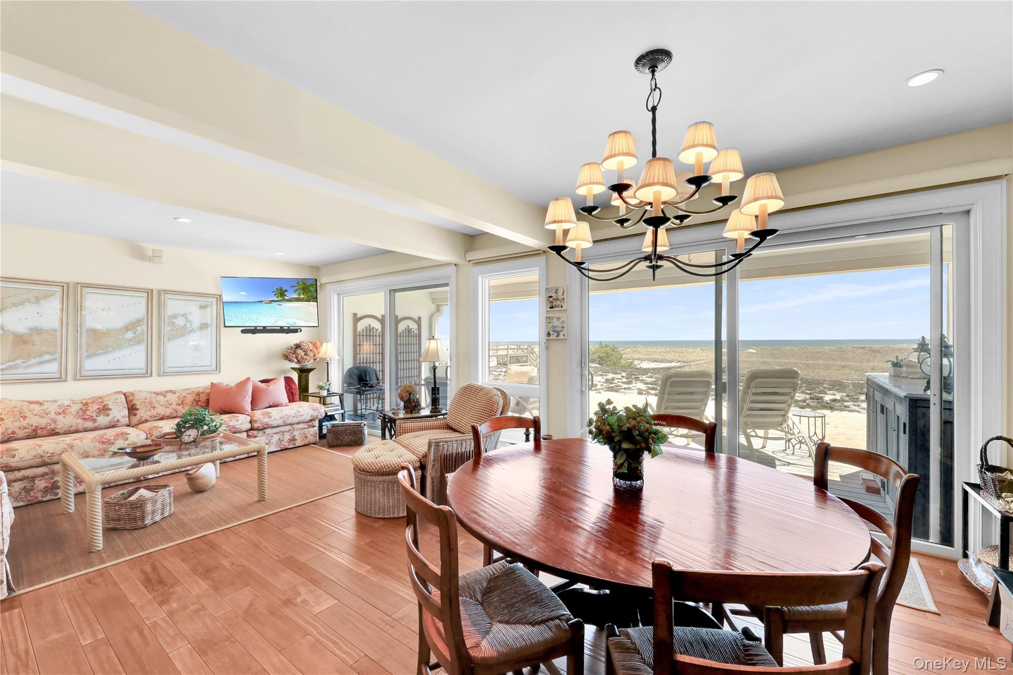 #18 photo, 279 Dune Road, Westhampton Beach , NY 11978