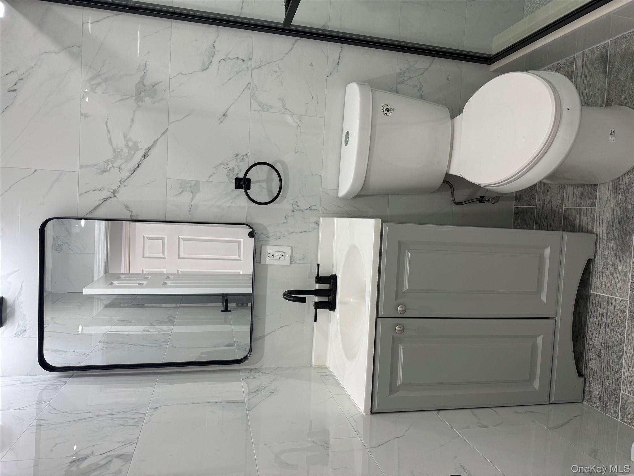 #5 photo, 127-04 115 Avenue, קווינס South Ozone Park , NY 11420