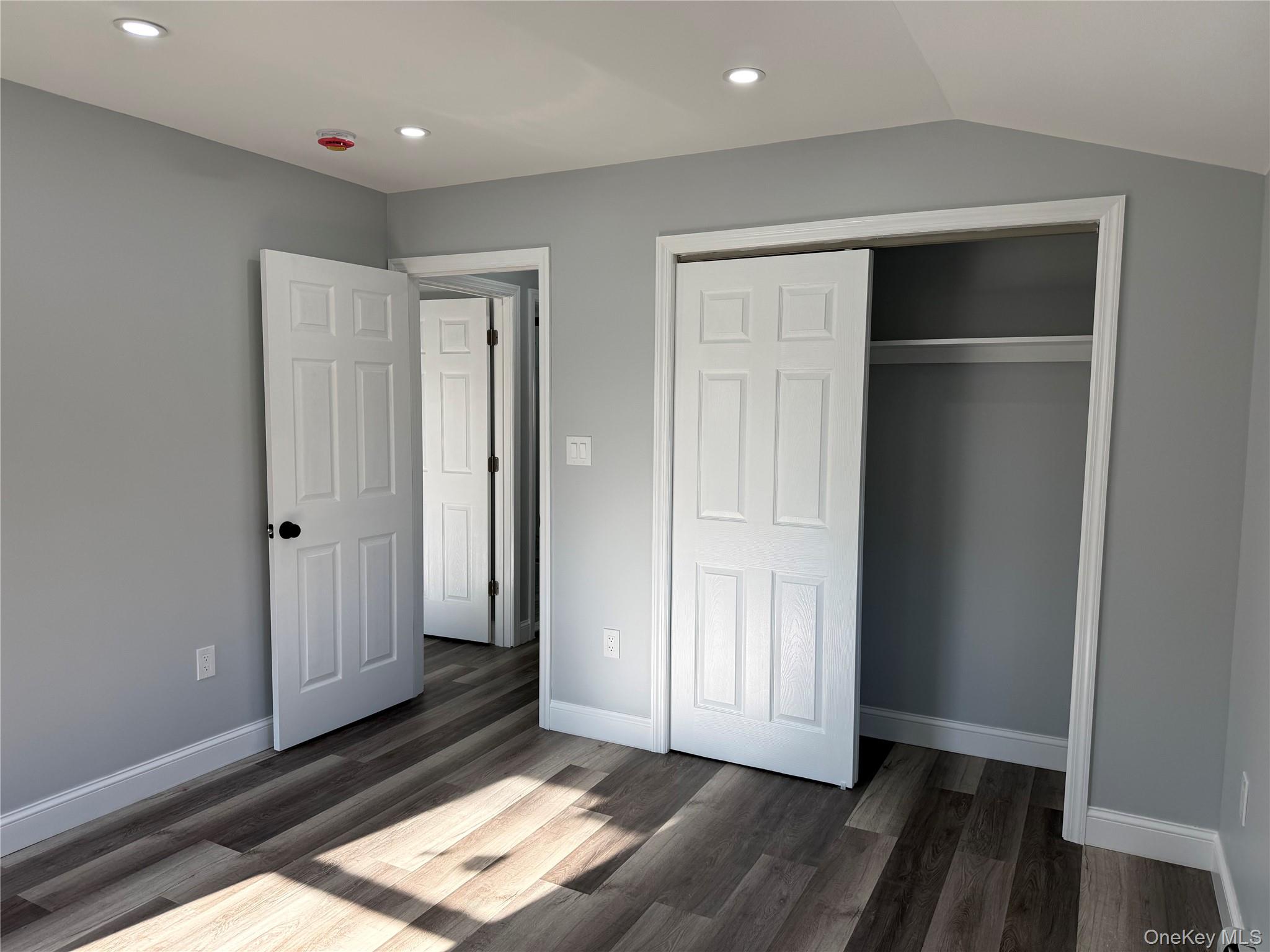 #6 photo, 127-04 115 Avenue, קווינס South Ozone Park , NY 11420