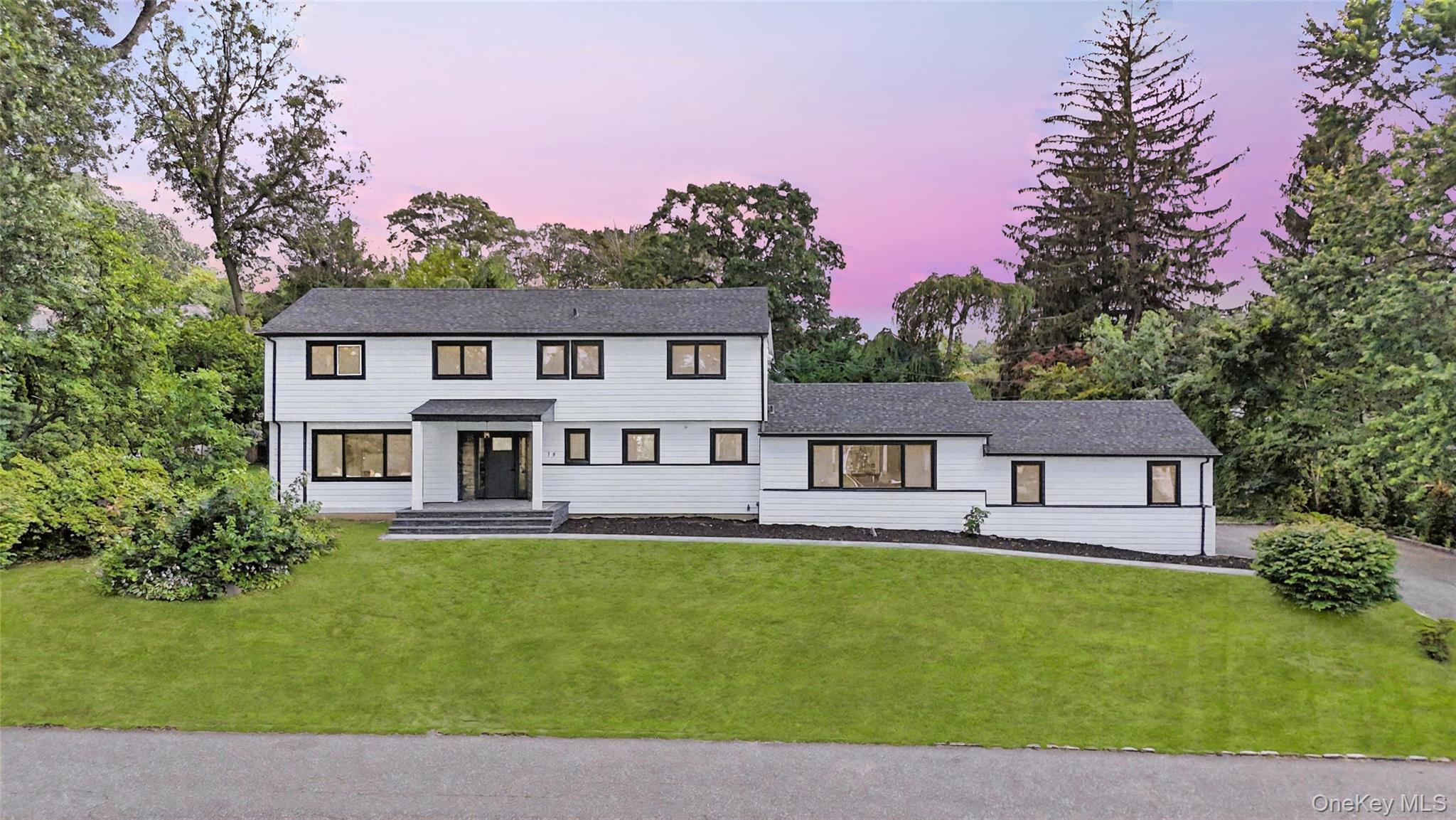 #1 photo, 14 Lakeville Drive, East Hills , NY 11576