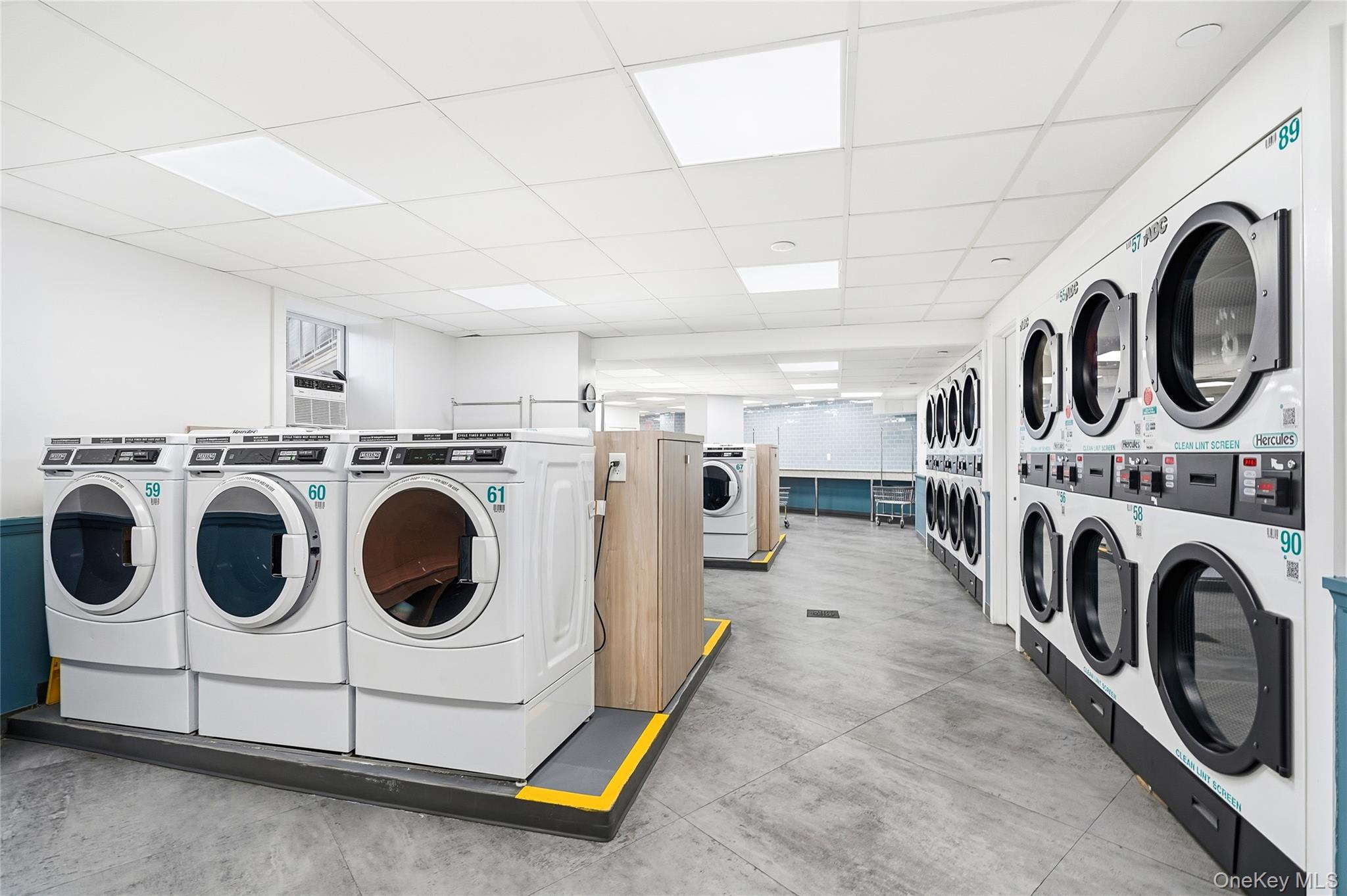 #13 photo, 5800 Arlington Avenue, Bronx , NY 10471