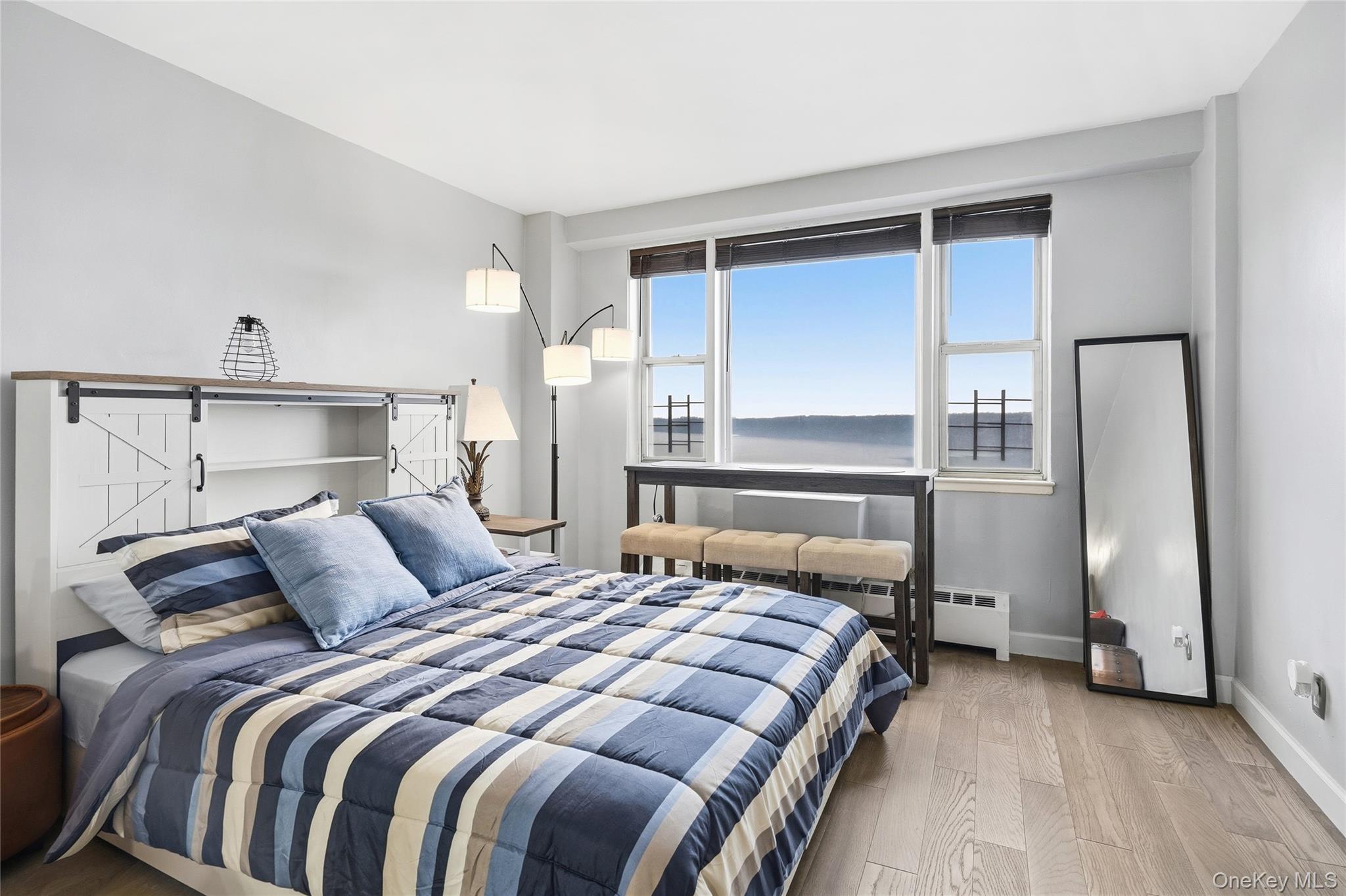 #8 photo, 5800 Arlington Avenue, Bronx , NY 10471