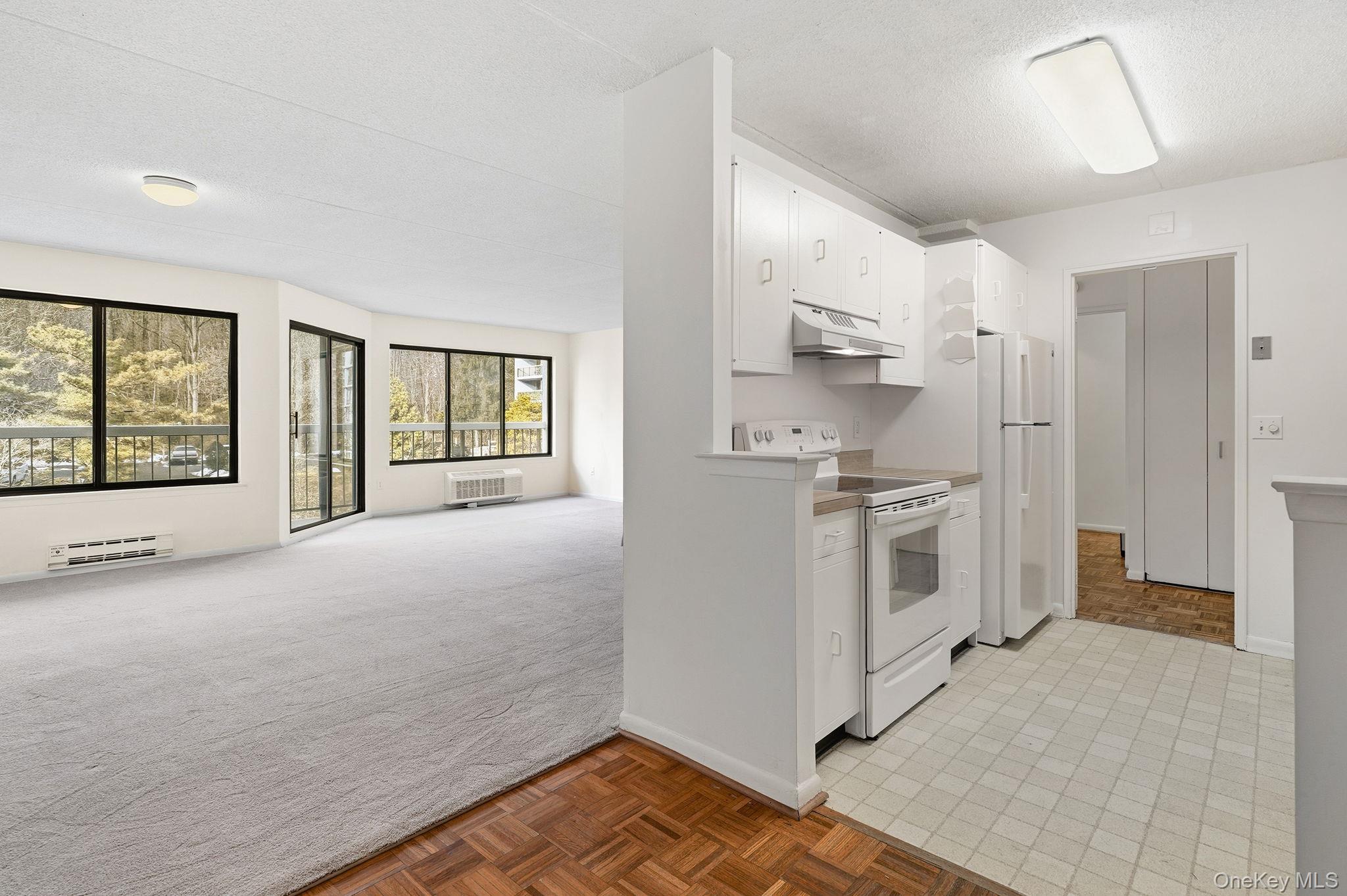 #11 photo, 400 High Point Drive, Hartsdale , NY 10530