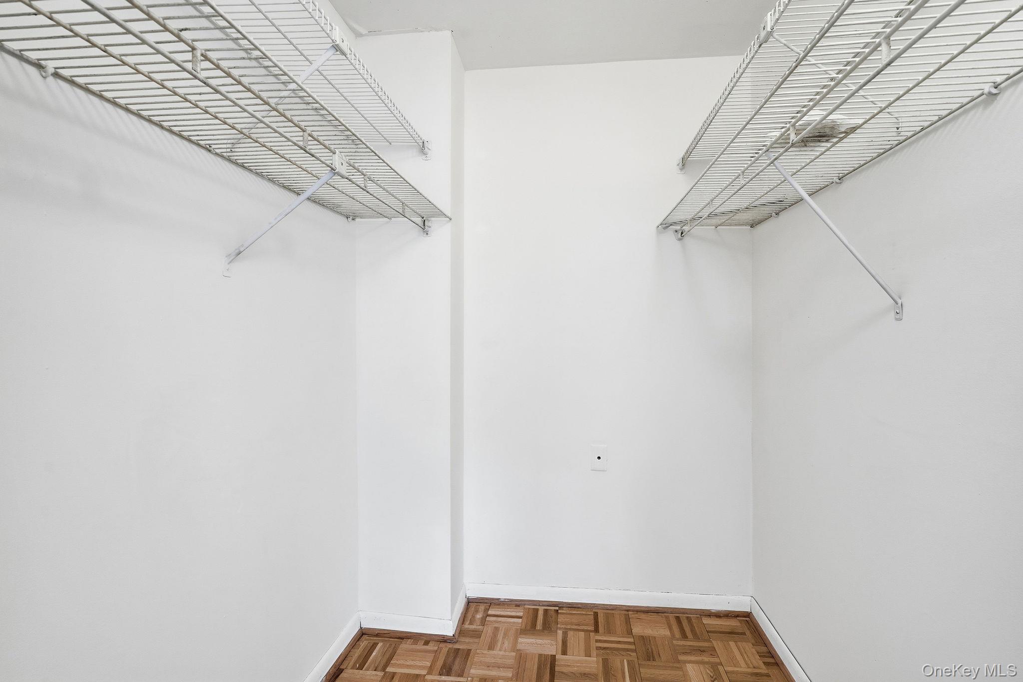 #15 photo, 400 High Point Drive, Hartsdale , NY 10530