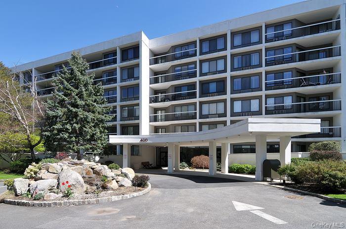 #20 photo, 400 High Point Drive, Hartsdale , NY 10530