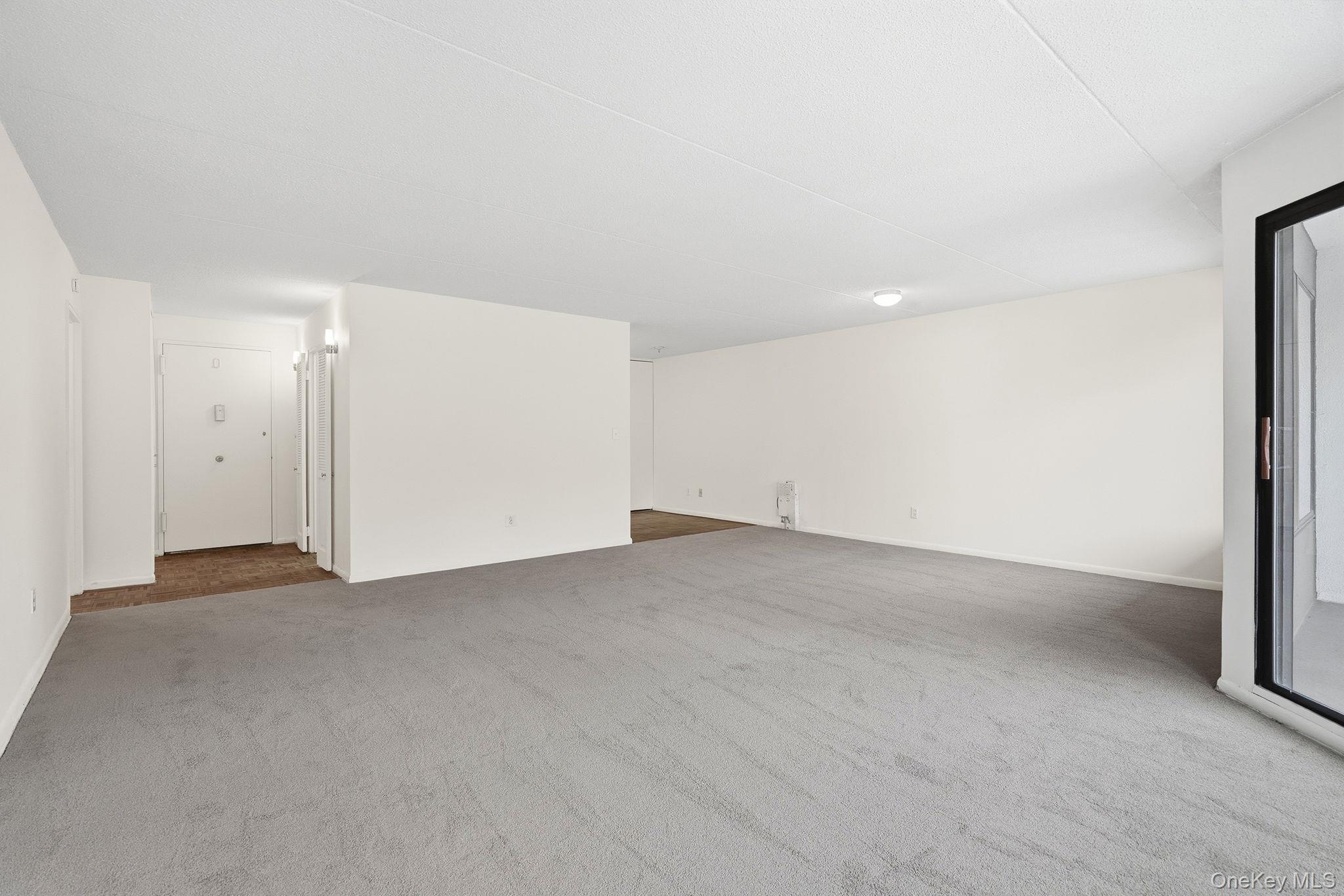 #8 photo, 400 High Point Drive, Hartsdale , NY 10530