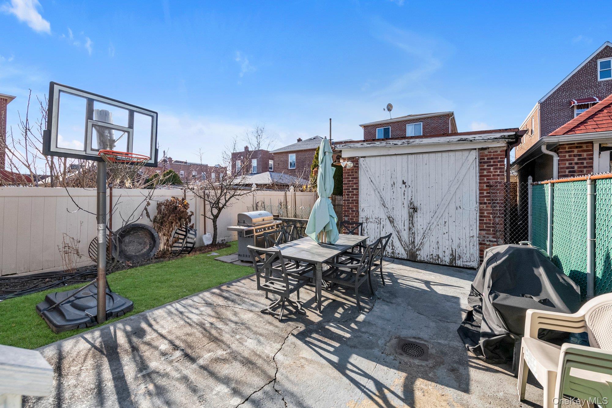 #12 photo, 2445 Yates Avenue, Bronx , NY 10469