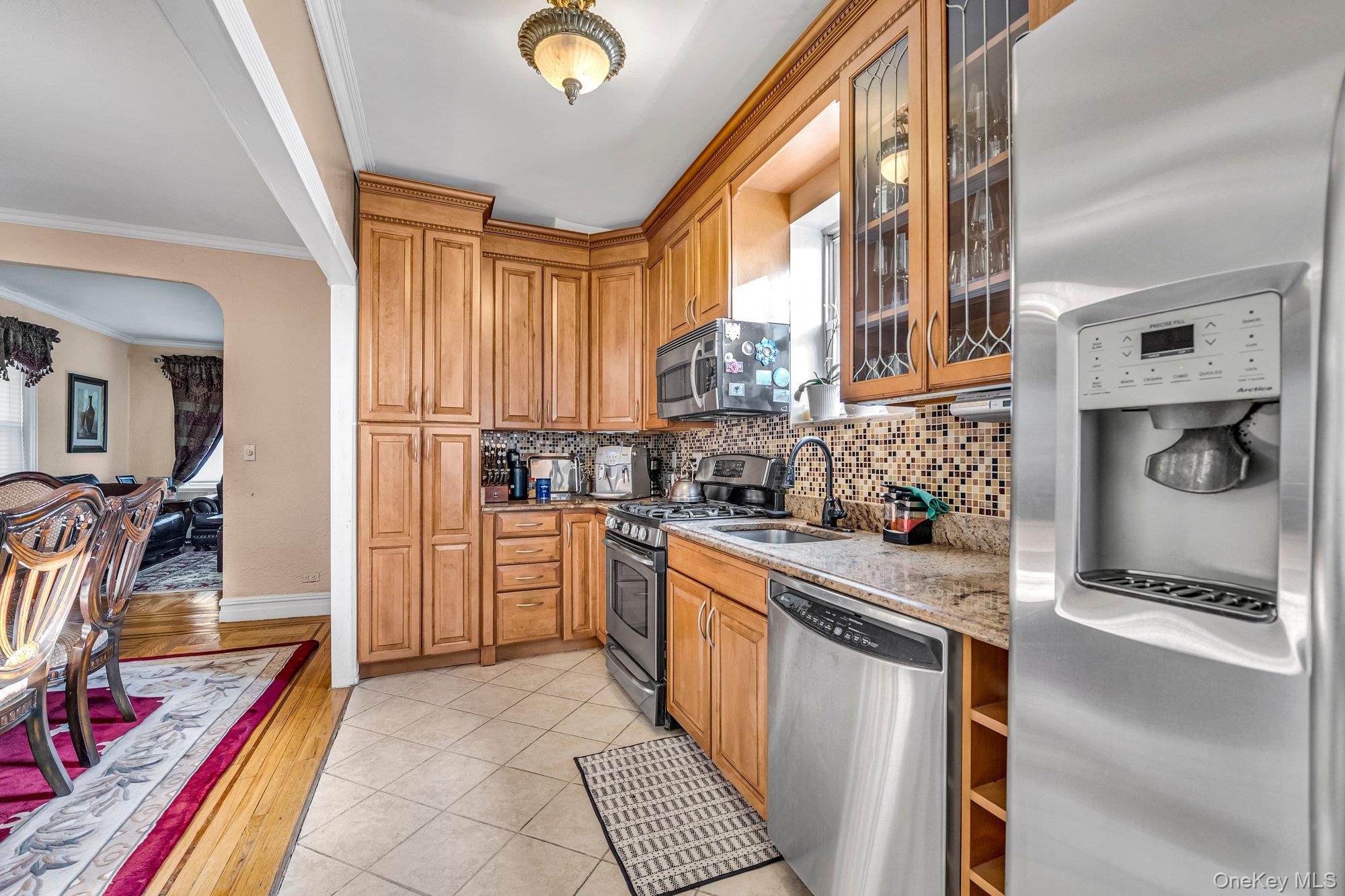 #16 photo, 2445 Yates Avenue, Bronx , NY 10469