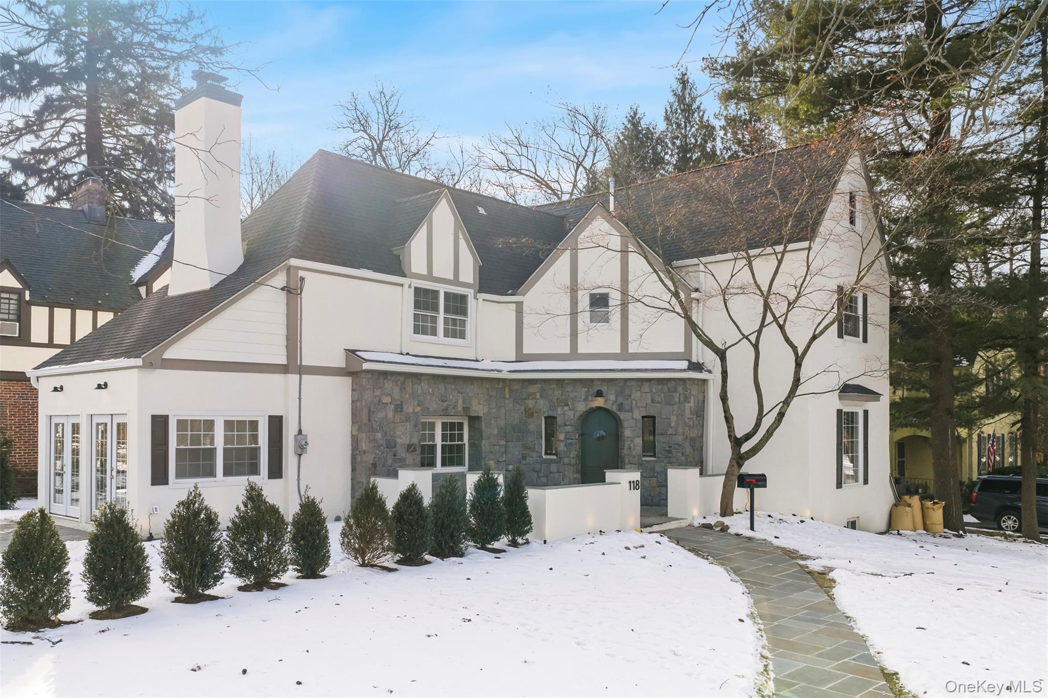 #2 photo, 118 Soundview Avenue, White Plains , NY 10606