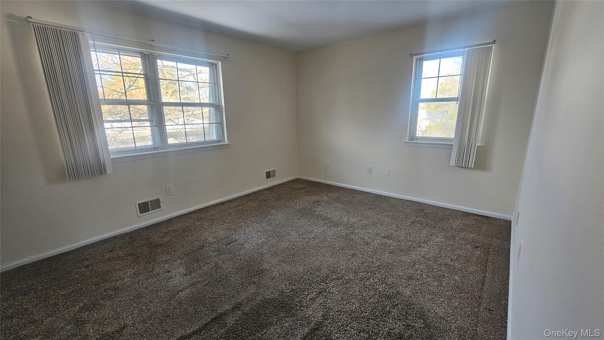 #8 photo, 66 Bon Aire Circle, Suffern , NY 10901