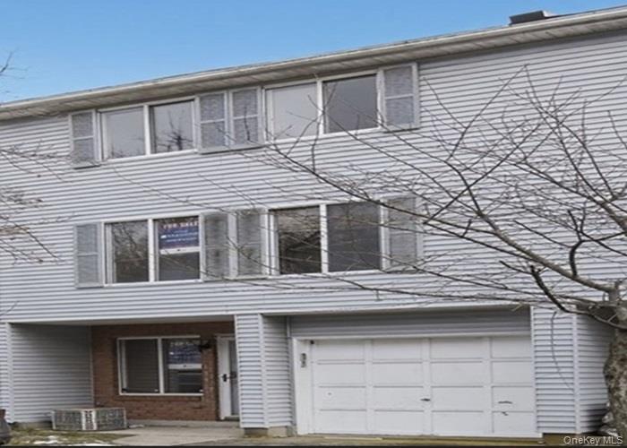 #1 photo, 623 ILYSSA Way, Staten Island , NY 10312