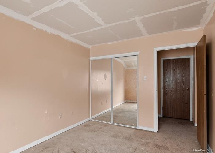 #10 photo, 623 ILYSSA Way, Staten Island , NY 10312