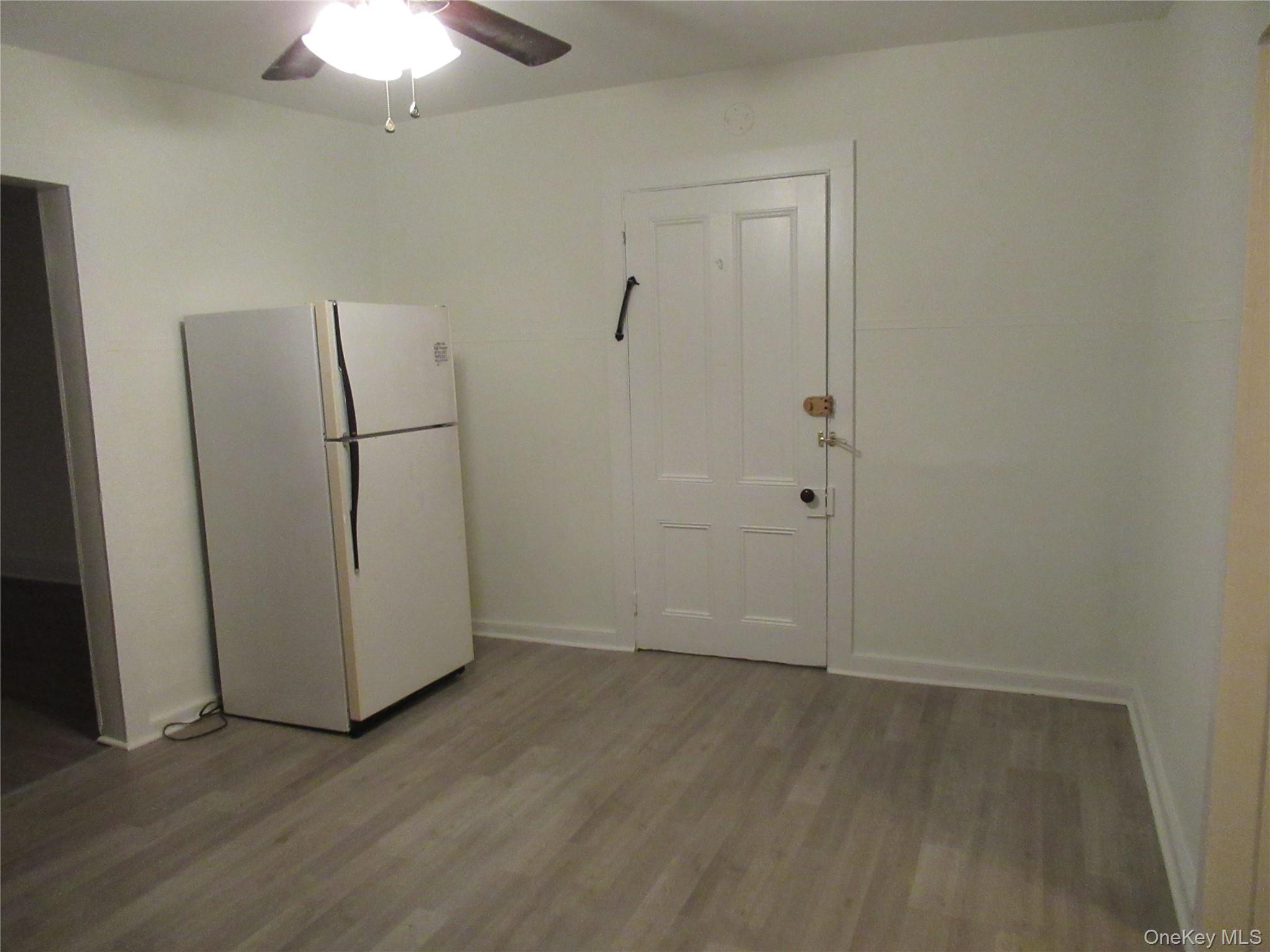 #3 photo, 26 Oakland Avenue, Warwick , NY 10990